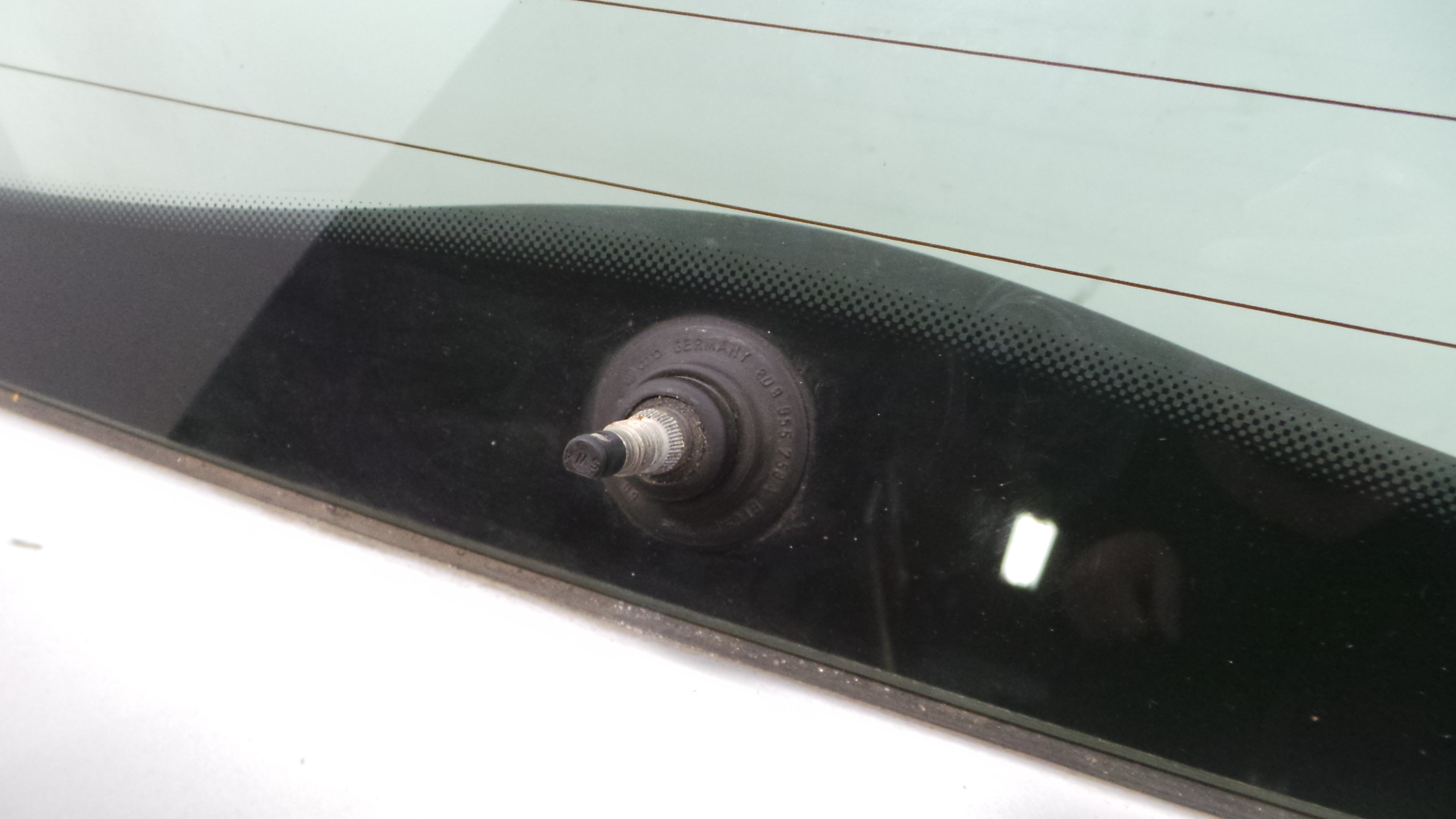 Motor Limpa Vidros Trás 8L0955711B - AUDI A3 (8L1)-36192755 Motor Limpa Vidros Trás 8L0955711B - AUDI A3 (8L1)-36192755