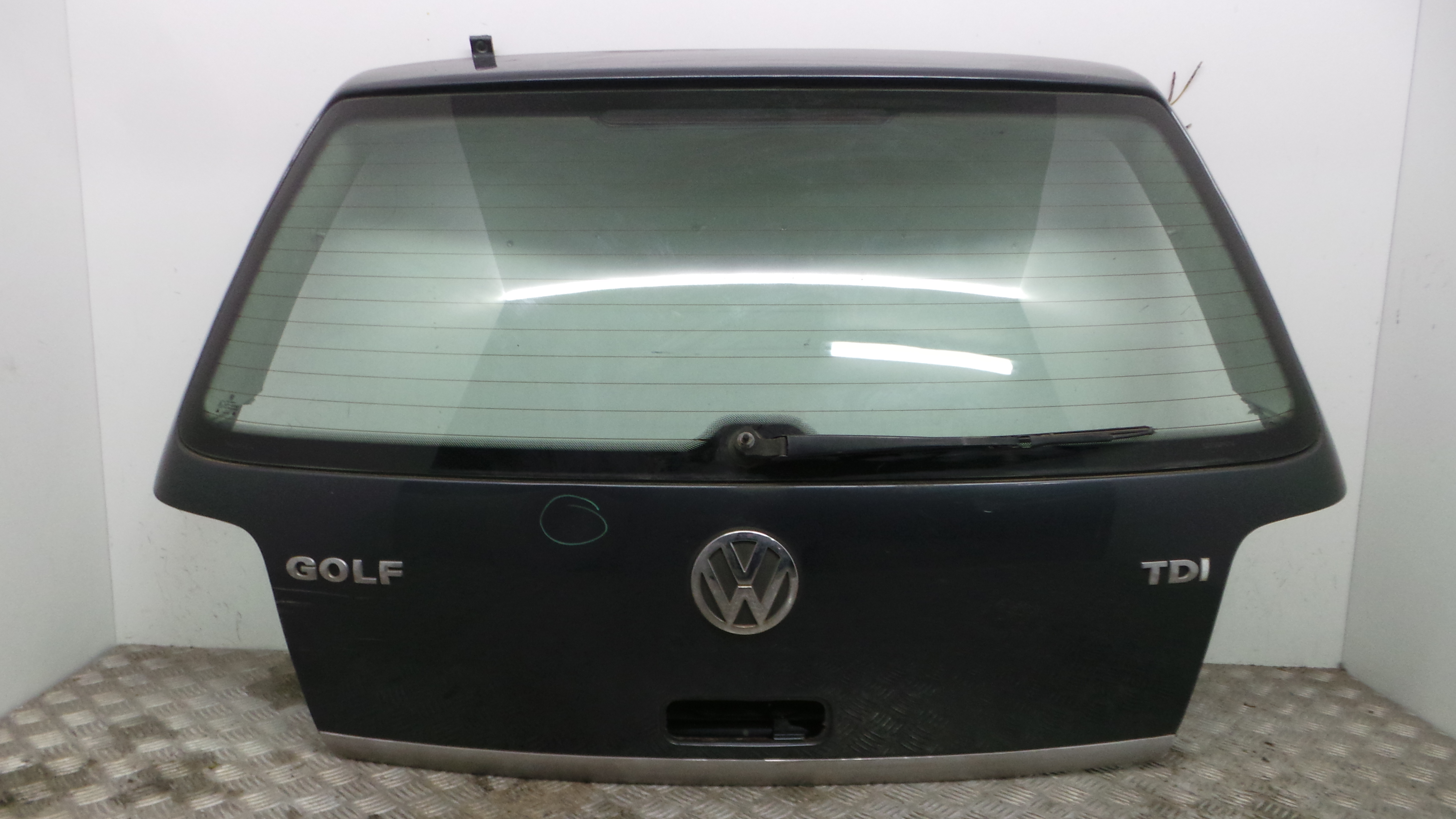 Tampa da Mala 1J6827025G - VW GOLF IV (1J1), GOLF Mk IV (1J1)-36192756