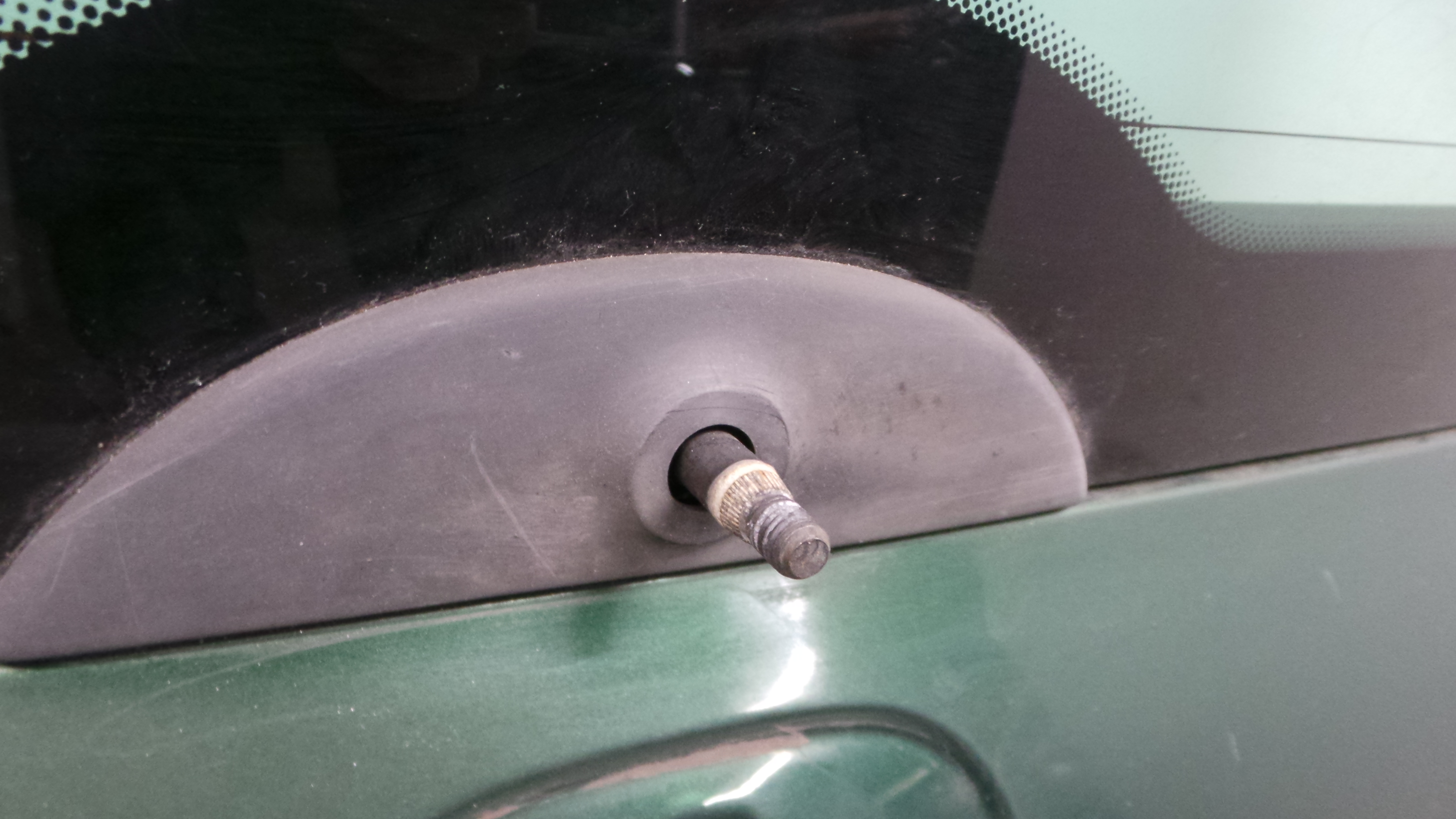 Motor Limpa Vidros Trás 8200071214 - RENAULT CLIO II (BB_, CB_), CLIO Mk II (BB_, CB_)-36192769