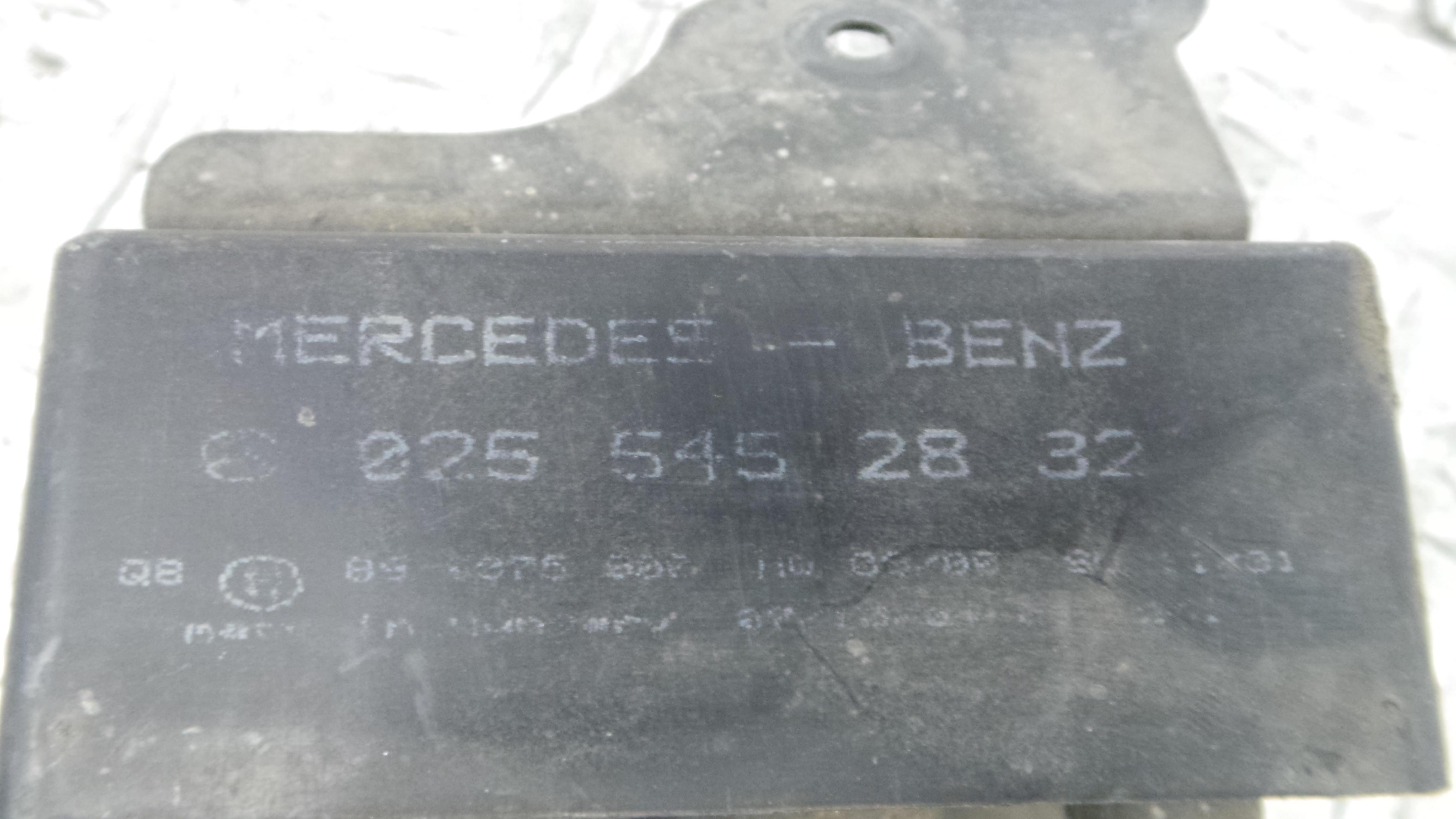 Relé 0255452832 - MERCEDES-BENZ C-CLASS Coupé (CL203), C-CLASS Coupe Sport (CL203), C-CLASS Sportc-36196378