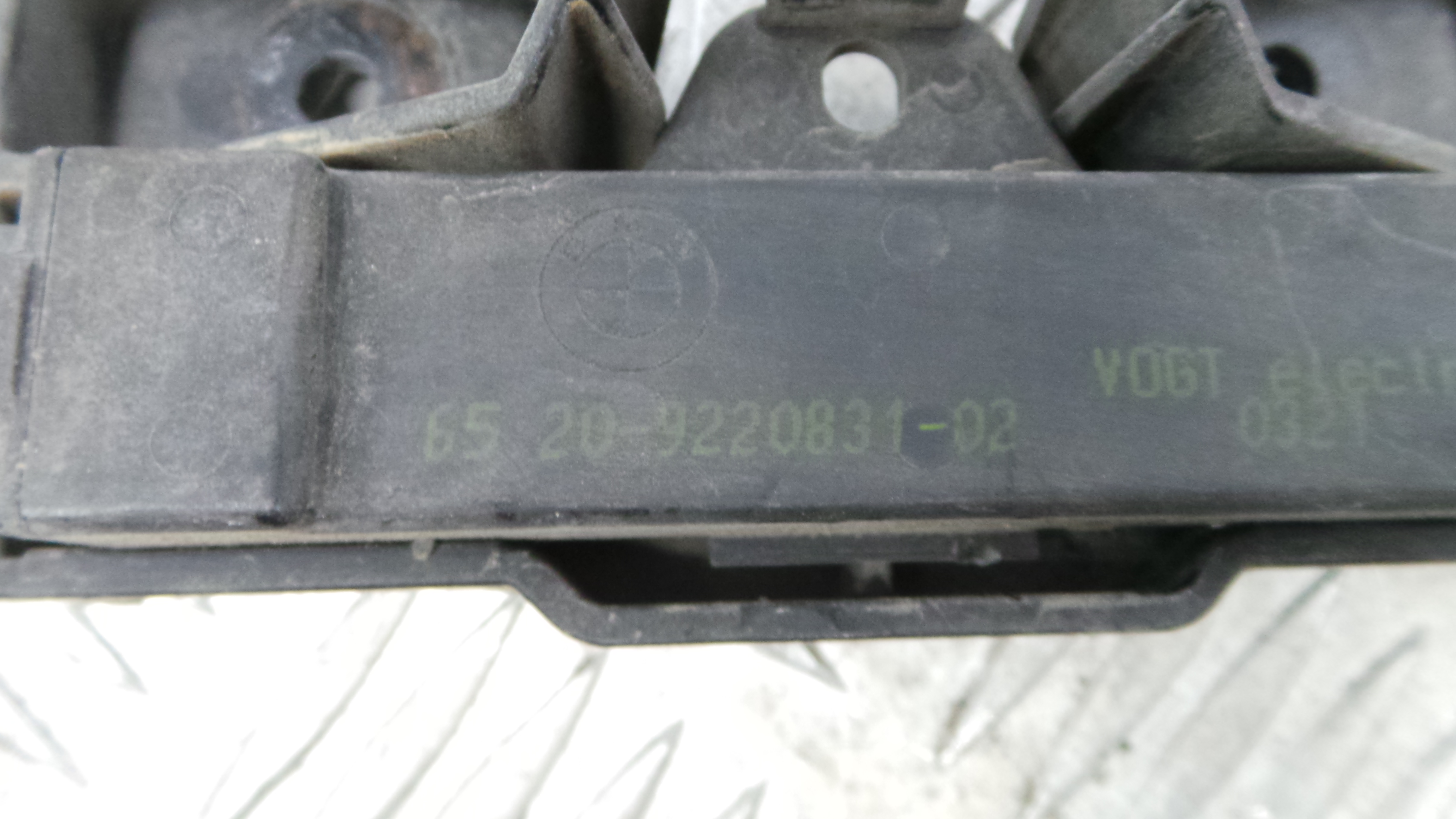 Modulo Electrónico 65.20-9220831 - BMW 1 (F20), 1 Sports Hatch (F20)-36196407