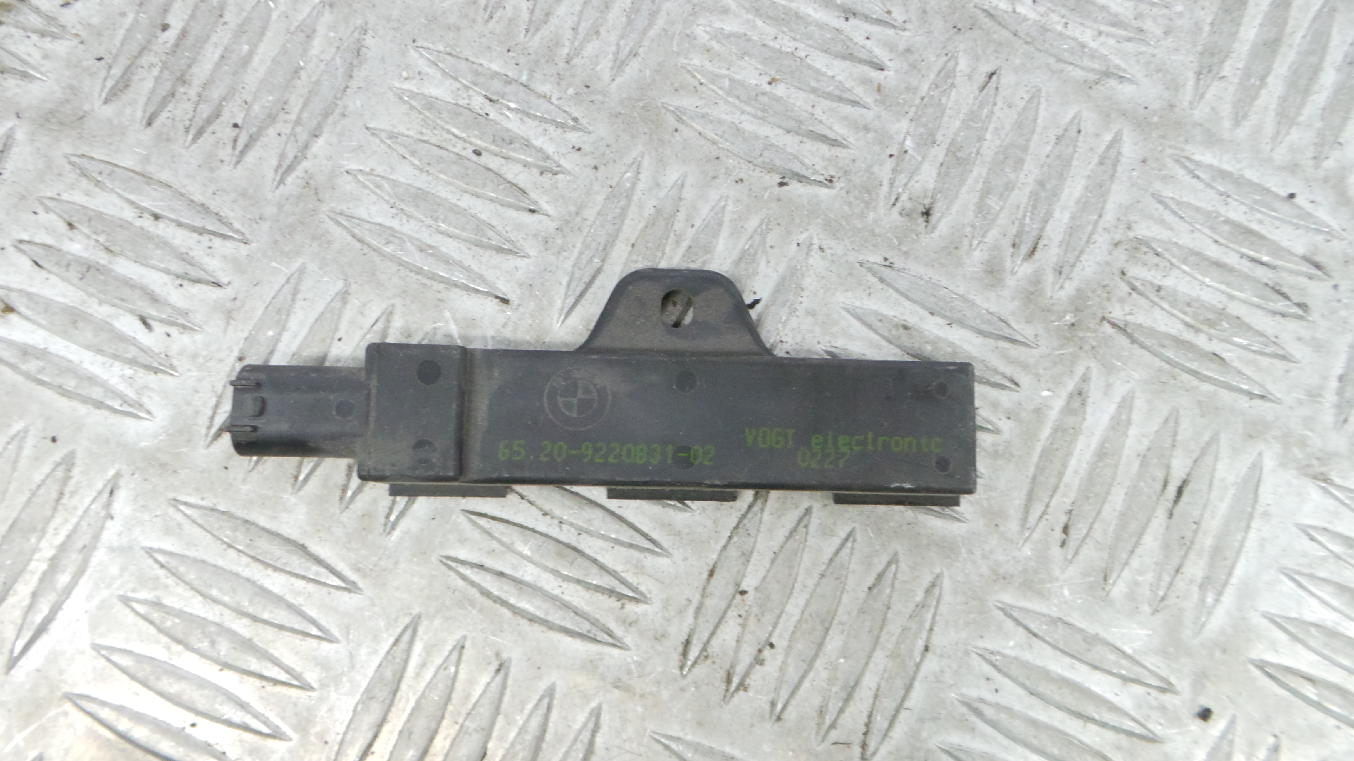 Modulo Electrónico 65.20-9220831 - BMW 1 (F20), 1 Sports Hatch (F20)-36196410