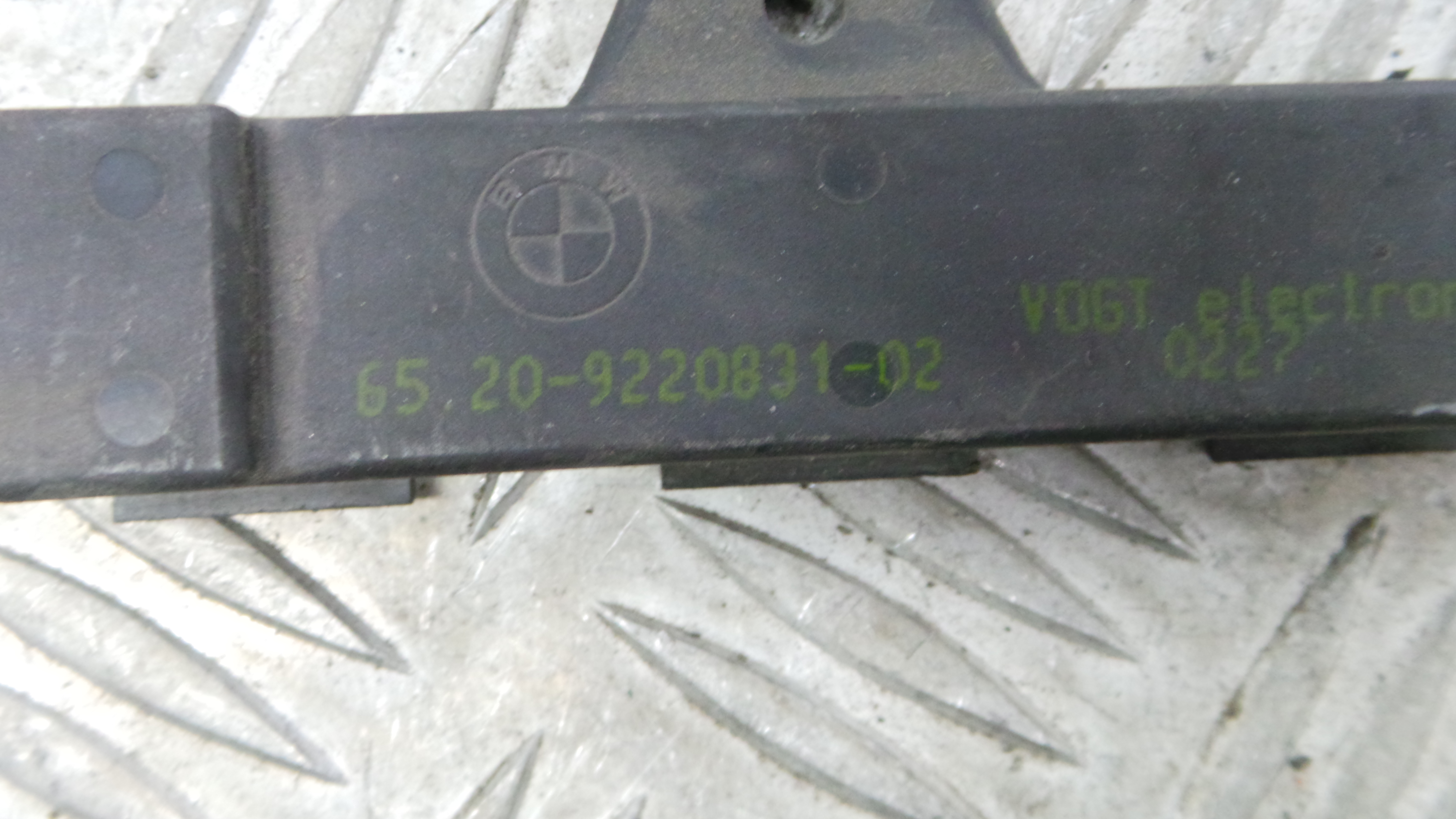 Modulo Electrónico 65.20-9220831 - BMW 1 (F20), 1 Sports Hatch (F20)-36196410