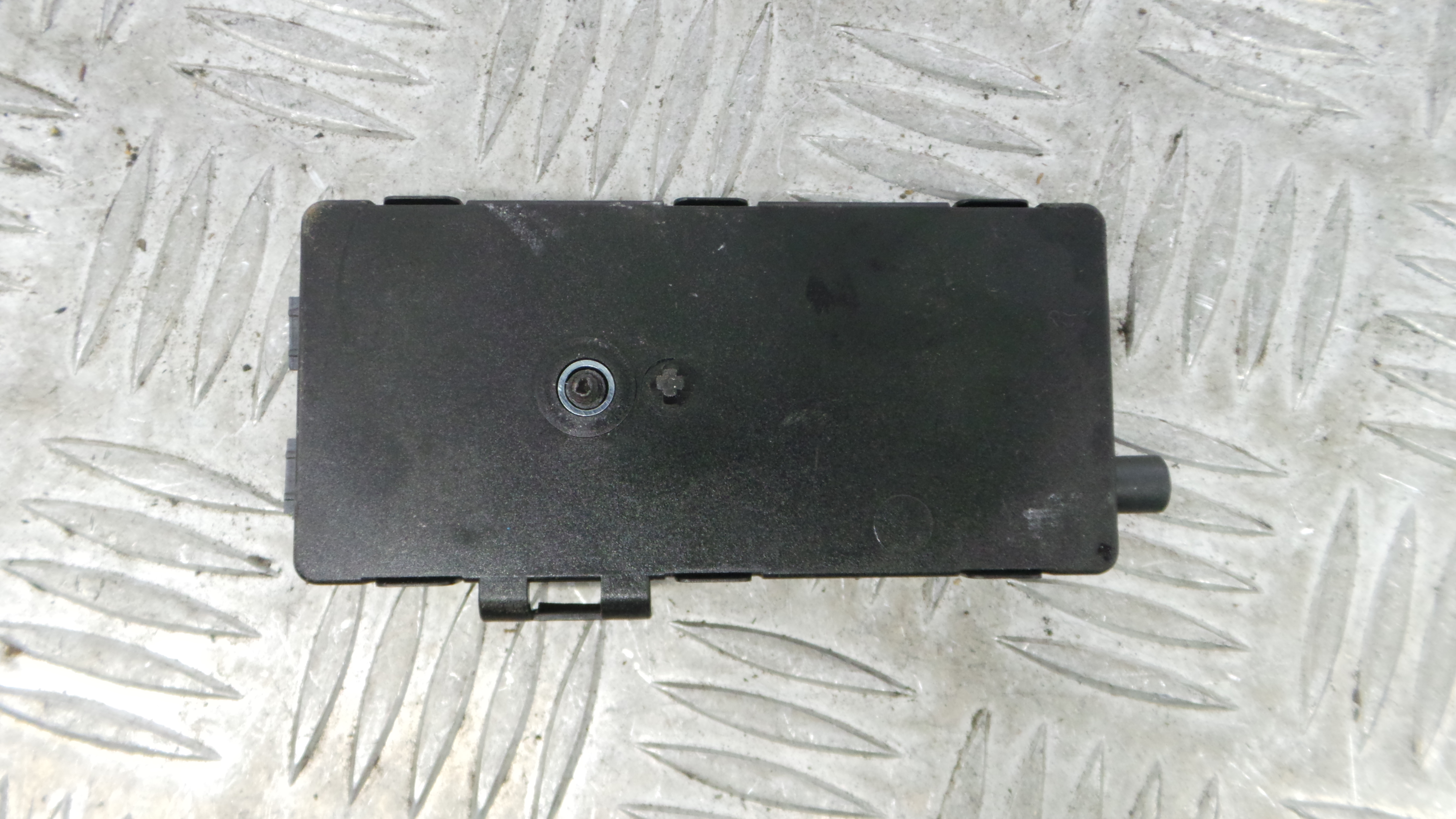 Adaptador Antena 9226884 - BMW 1 (F20), 1 Sports Hatch (F20)-36196429