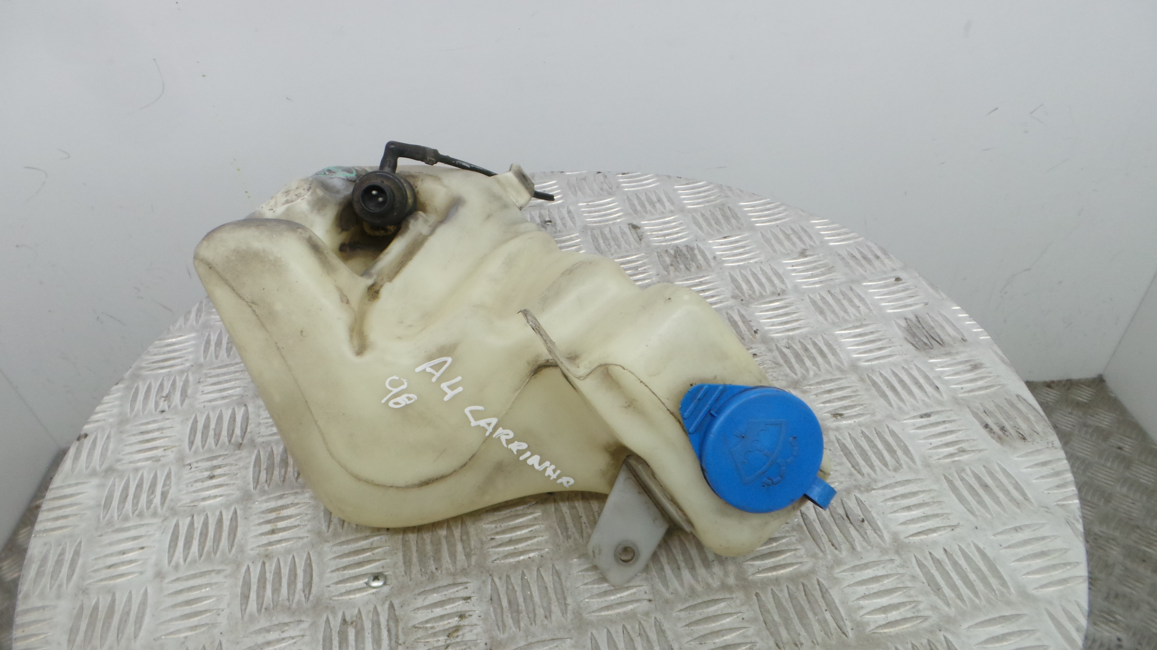 Deposito Reservatório Limpa Vidros Para Brisas 8D0955453B - AUDI A4 B5 Avant (8D5)-36206069