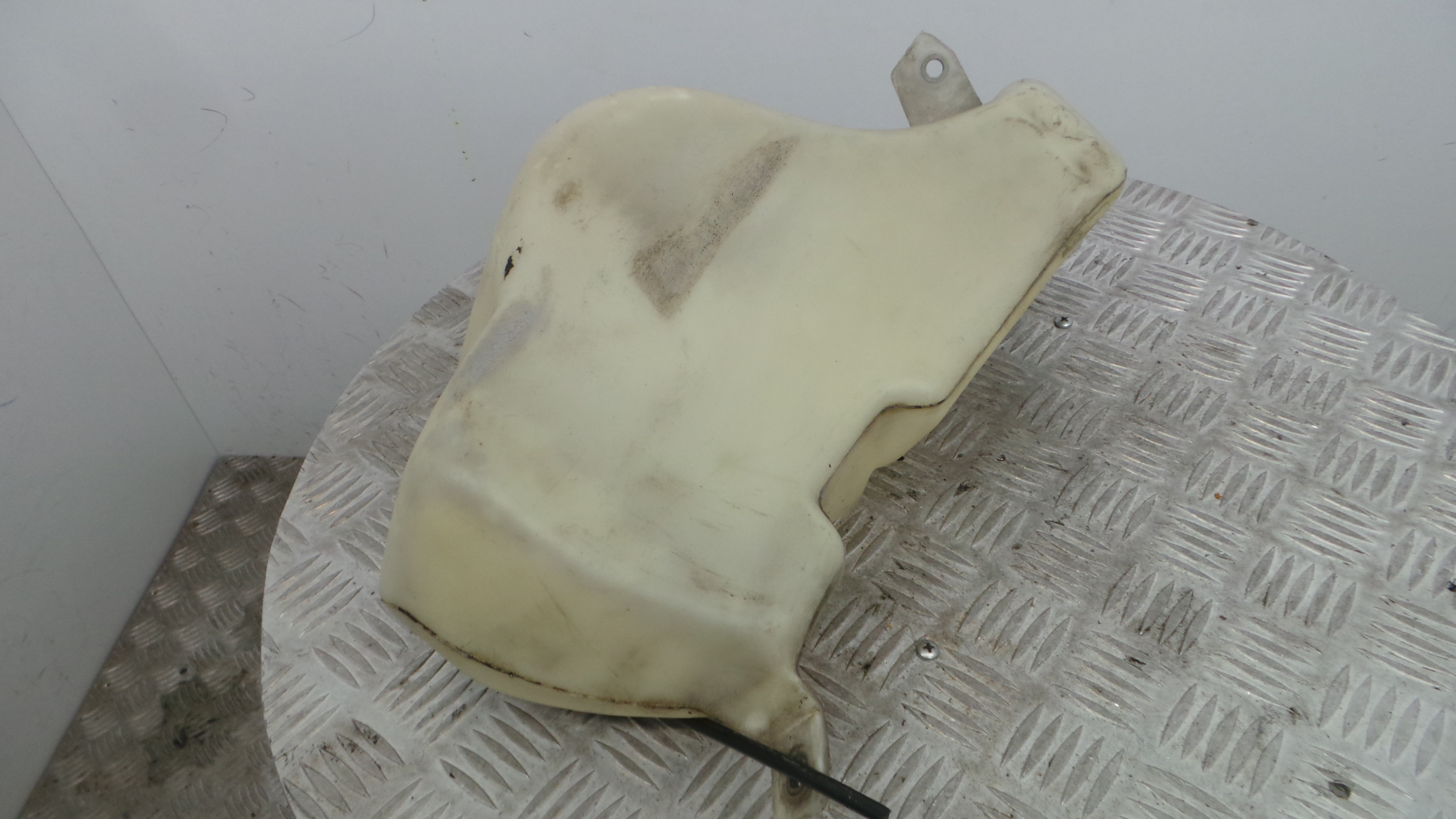 Deposito Reservatório Limpa Vidros Para Brisas 8D0955453B - AUDI A4 B5 Avant (8D5)-36206069