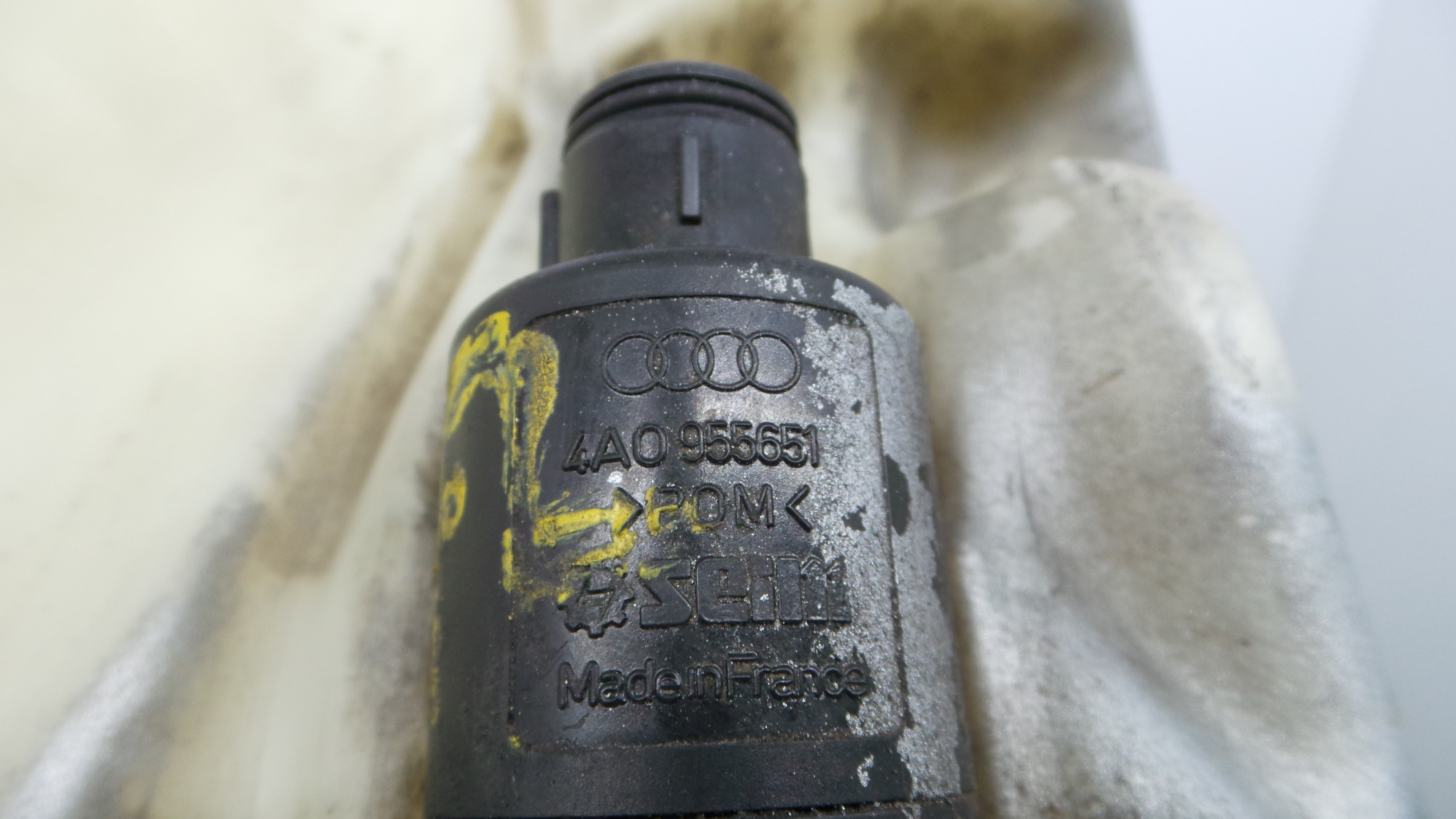 Deposito Reservatório Limpa Vidros Para Brisas 8D0955453B - AUDI A4 B5 Avant (8D5)-36206069