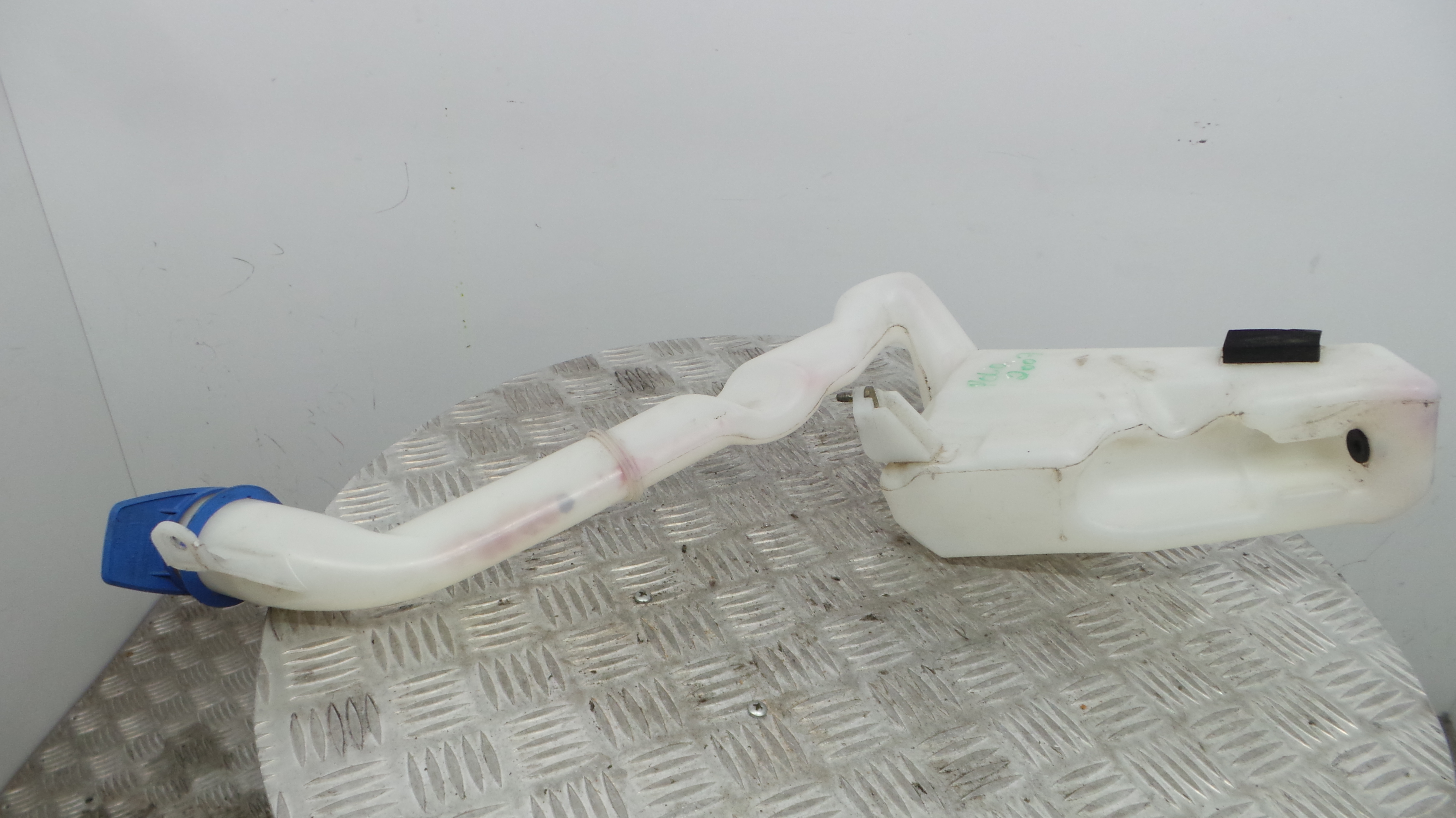 Deposito Reservatório Limpa Vidros Para Brisas 6Q0955453 - VW POLO (9N_, 9A_)-36206077