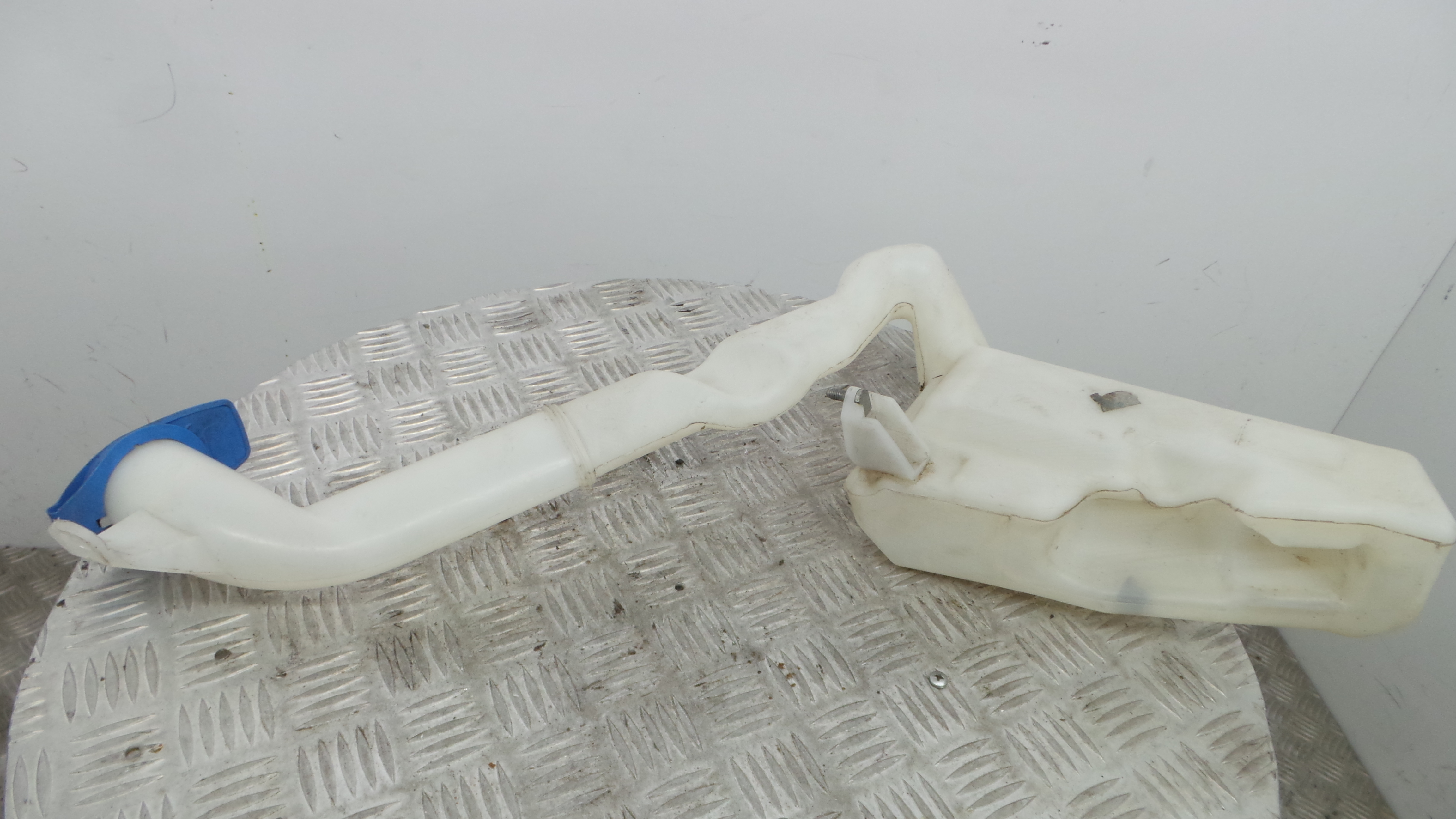 Deposito Reservatório Limpa Vidros Para Brisas 6Q0955453 - SEAT IBIZA IV (6J5, 6P1), IBIZA Mk IV (6-36206184 Deposito Reservatório Limpa Vidros Para Brisas 6Q0955453 - SEAT IBIZA IV (6J5, 6P1), IBIZA Mk IV (6-36206184