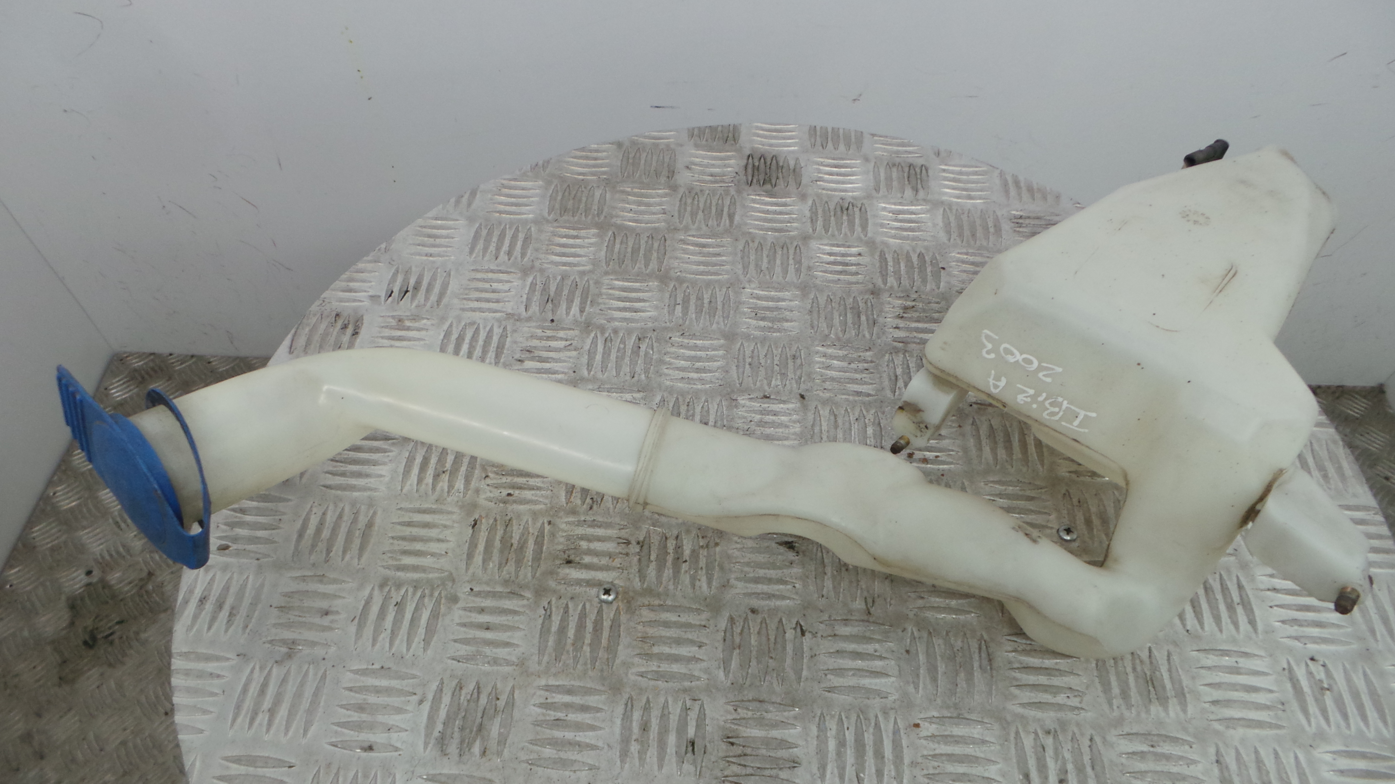 Deposito Reservatório Limpa Vidros Para Brisas 6Q0955453 - SEAT IBIZA III (6L1), IBIZA Mk III (6L1)-36206272