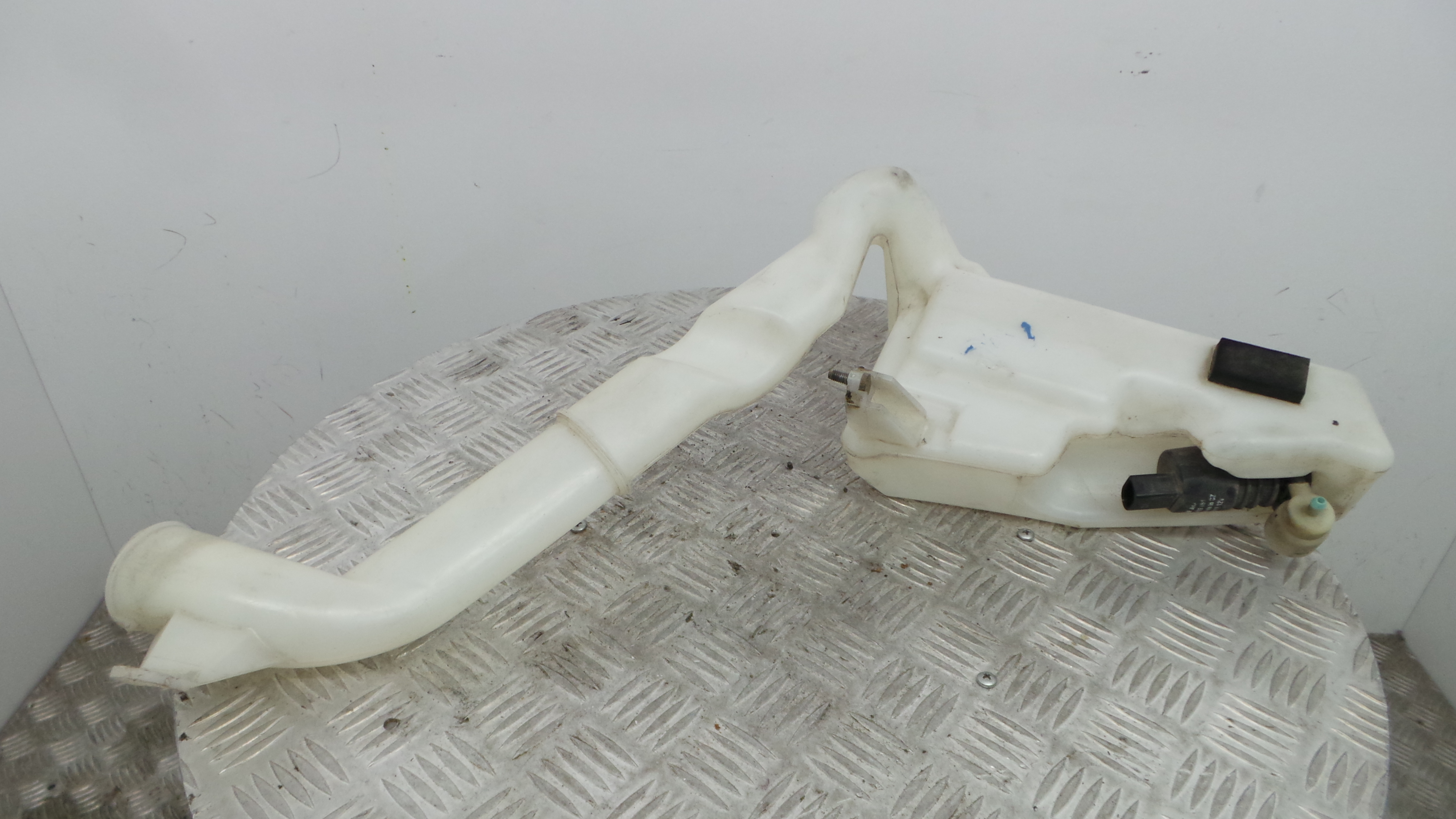 Deposito Reservatório Limpa Vidros Para Brisas 6Q0955453 - VW POLO (9N_, 9A_)-36206423