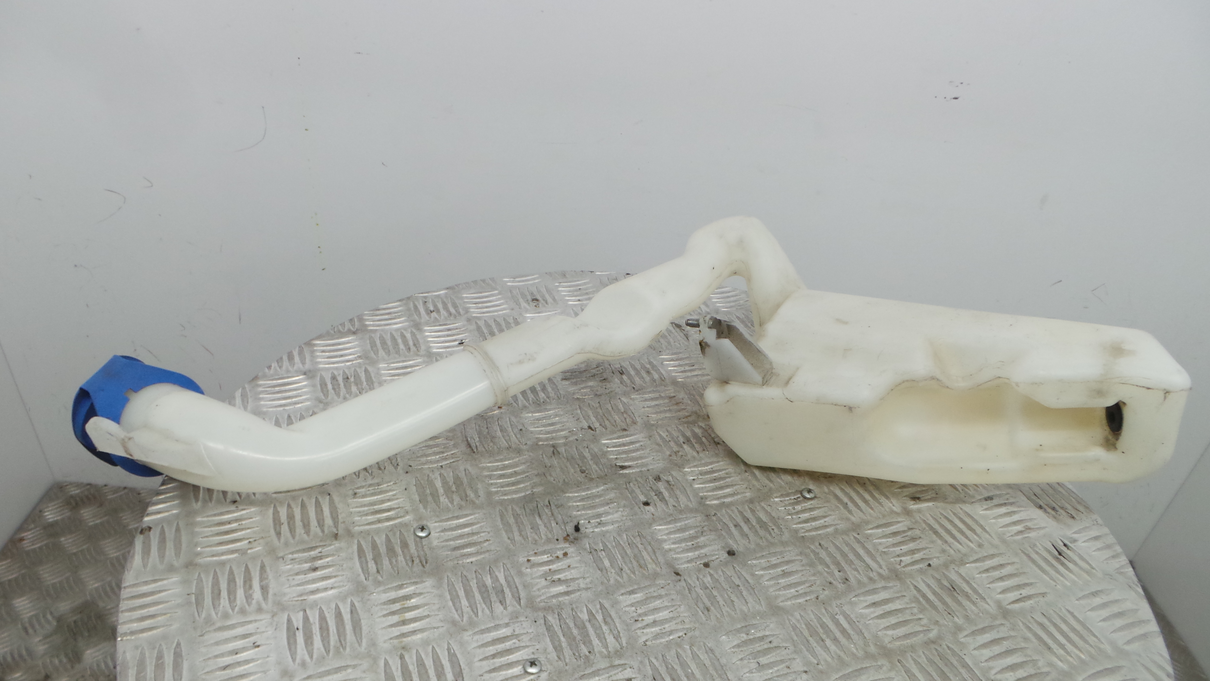 Deposito Reservatório Limpa Vidros Para Brisas 6Q0955453 - SEAT CORDOBA (6L2)-36206447 Deposito Reservatório Limpa Vidros Para Brisas 6Q0955453 - SEAT CORDOBA (6L2)-36206447