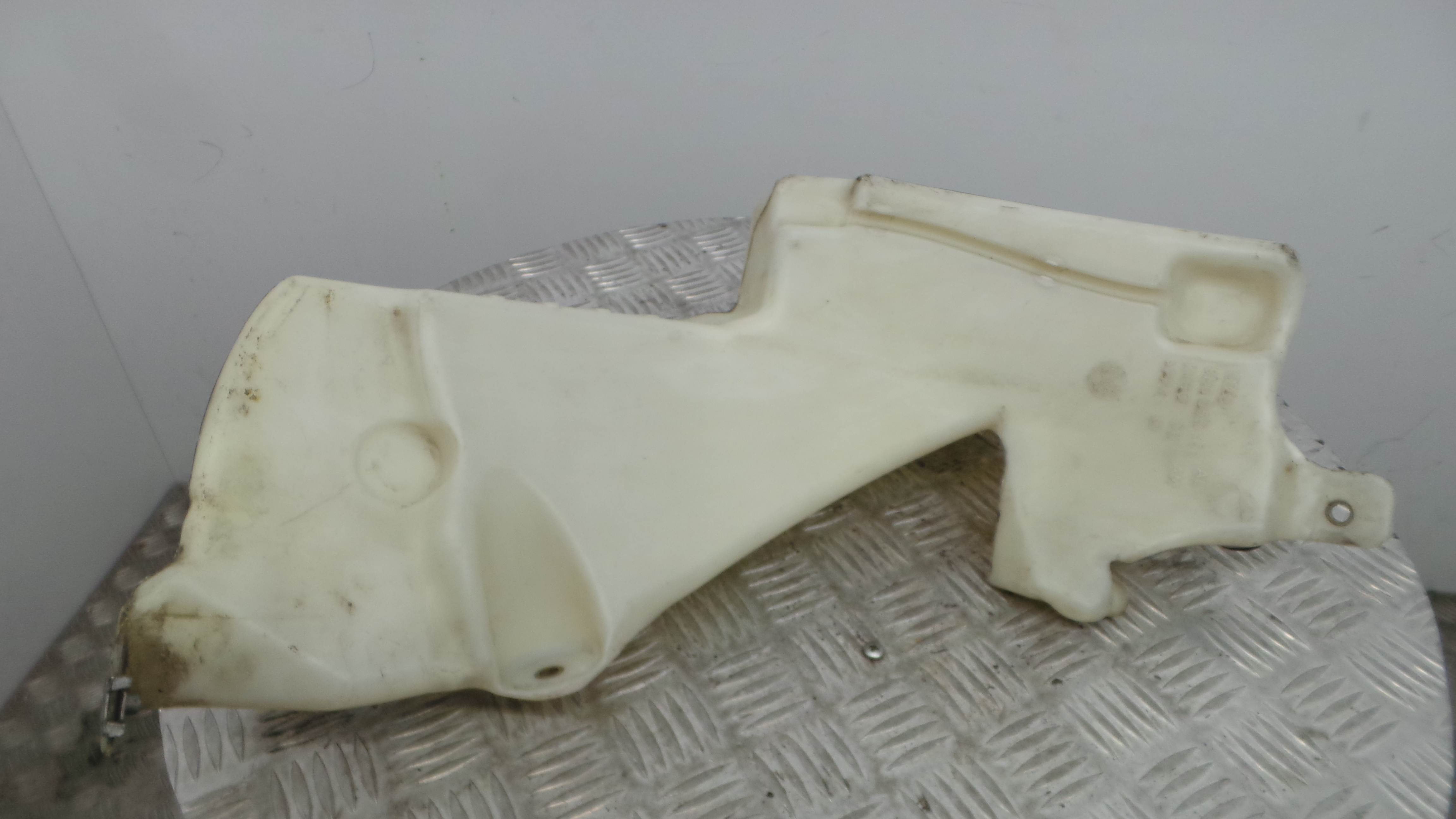 Deposito Reservatório Limpa Vidros Para Brisas 8E0955453 - AUDI A4 B6 (8E2)-36206481 Deposito Reservatório Limpa Vidros Para Brisas 8E0955453 - AUDI A4 B6 (8E2)-36206481