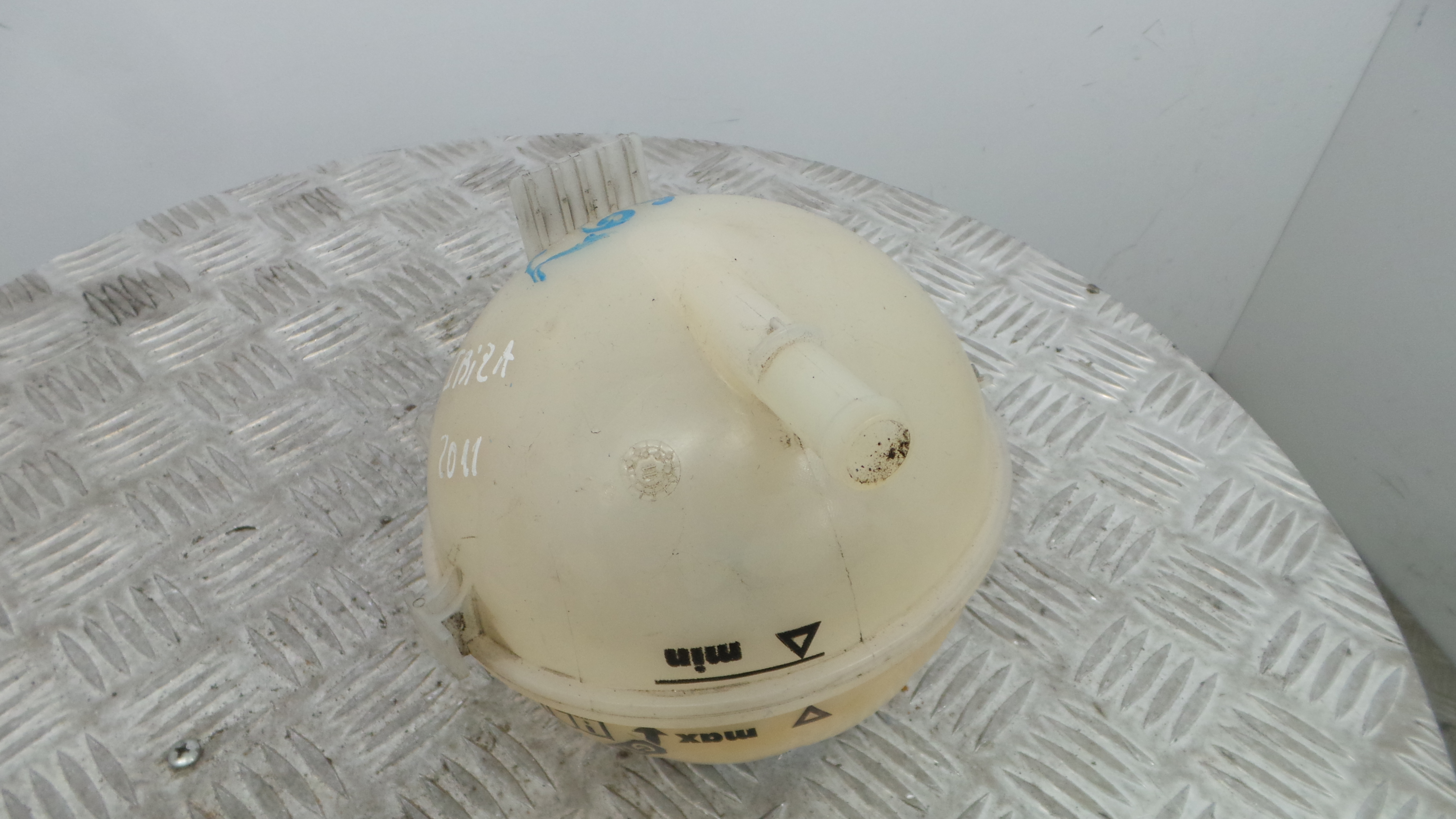 Depósito Água Radiador / Vazo de Expansao 6Q0121407B - SEAT IBIZA IV (6J5, 6P1), IBIZA Mk IV (6J5,-36206563