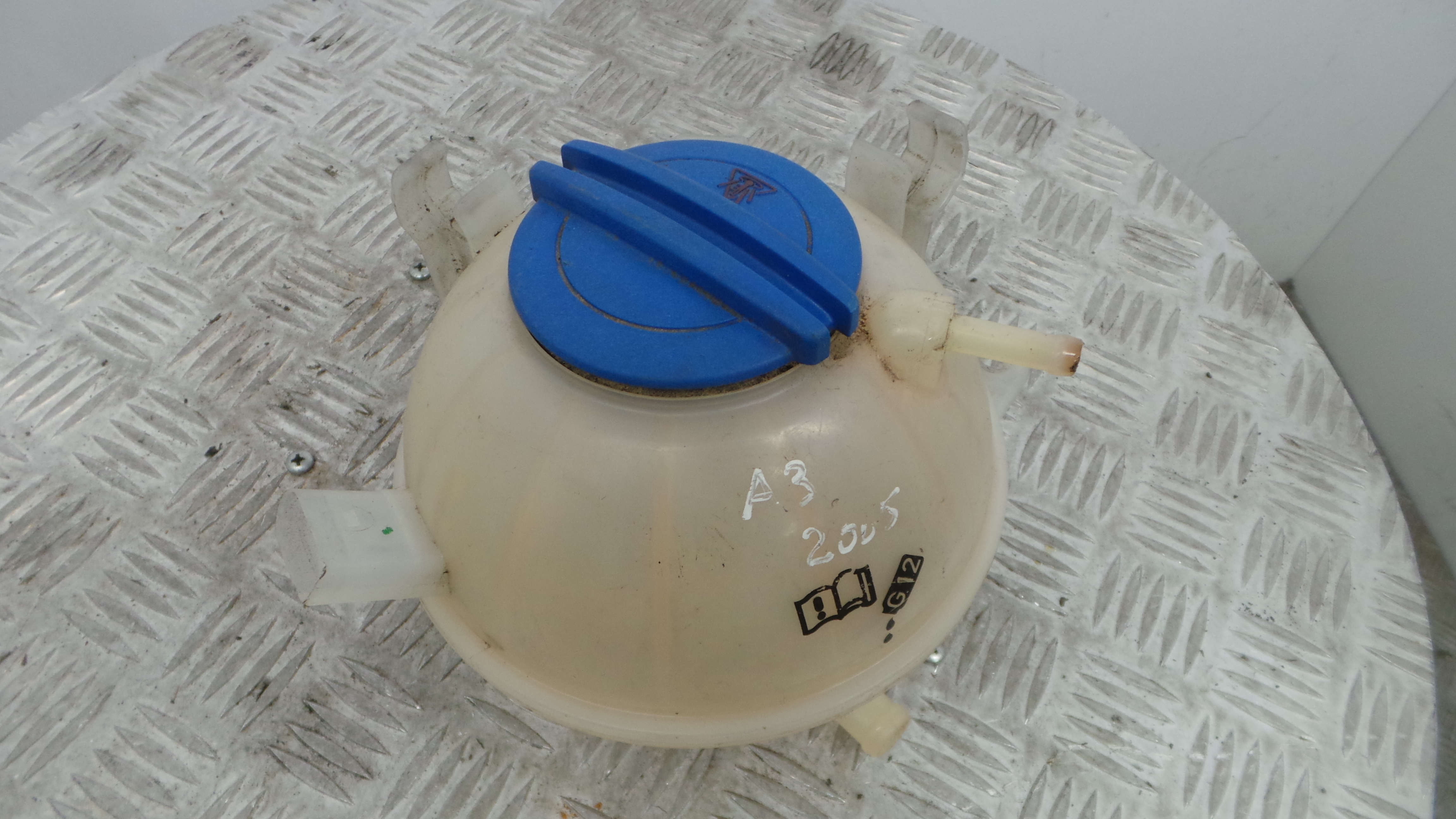 Depósito Água Radiador / Vazo de Expansao 1K0121407A - AUDI A3 (8P1)-36206607