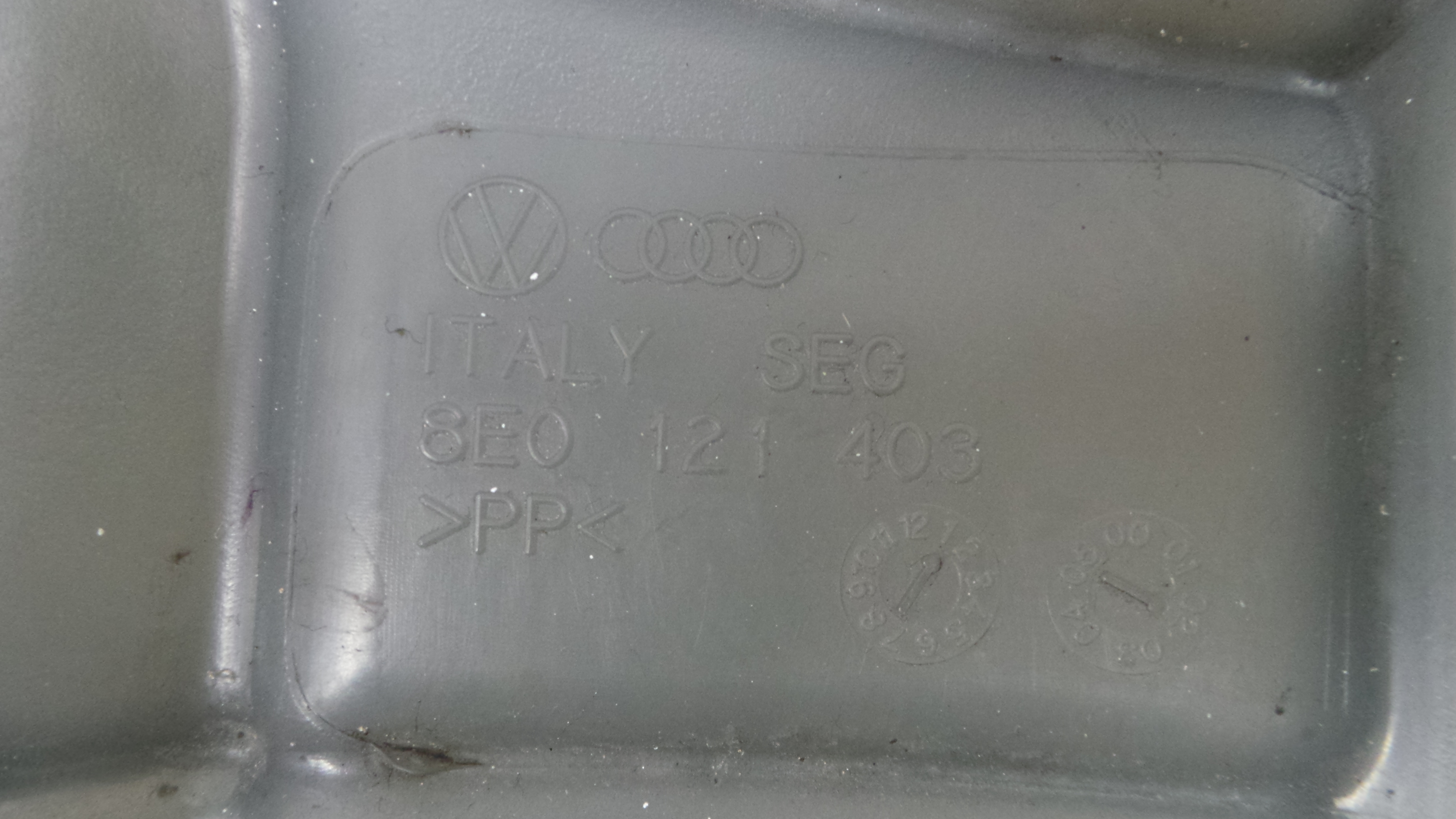 Depósito Água Radiador / Vazo de Expansao 8E0121403 - AUDI A4 B6 (8E2)-36206646