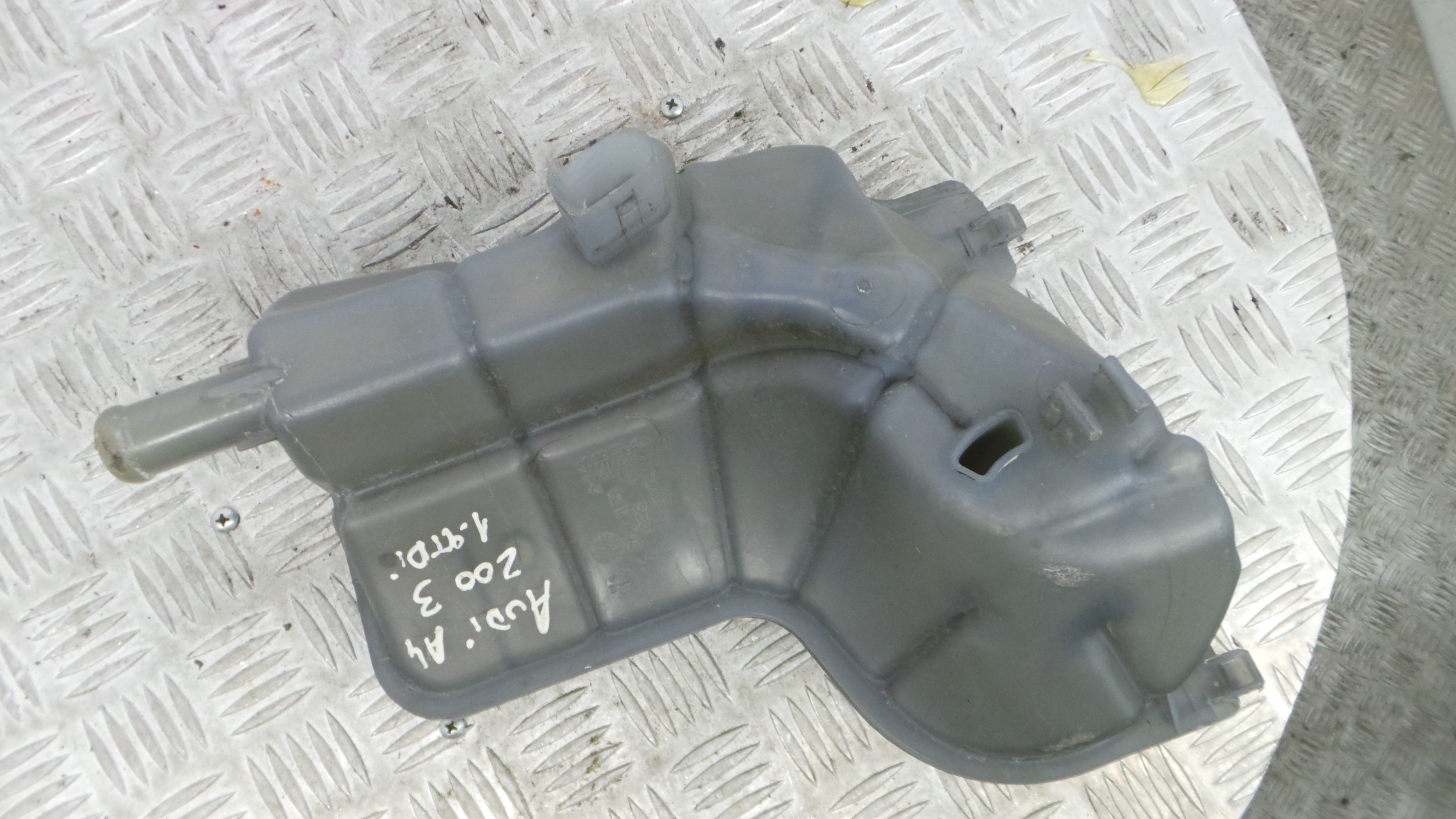 Depósito Água Radiador / Vazo de Expansao 8E0121403 - AUDI A4 B6 (8E2)-36206649