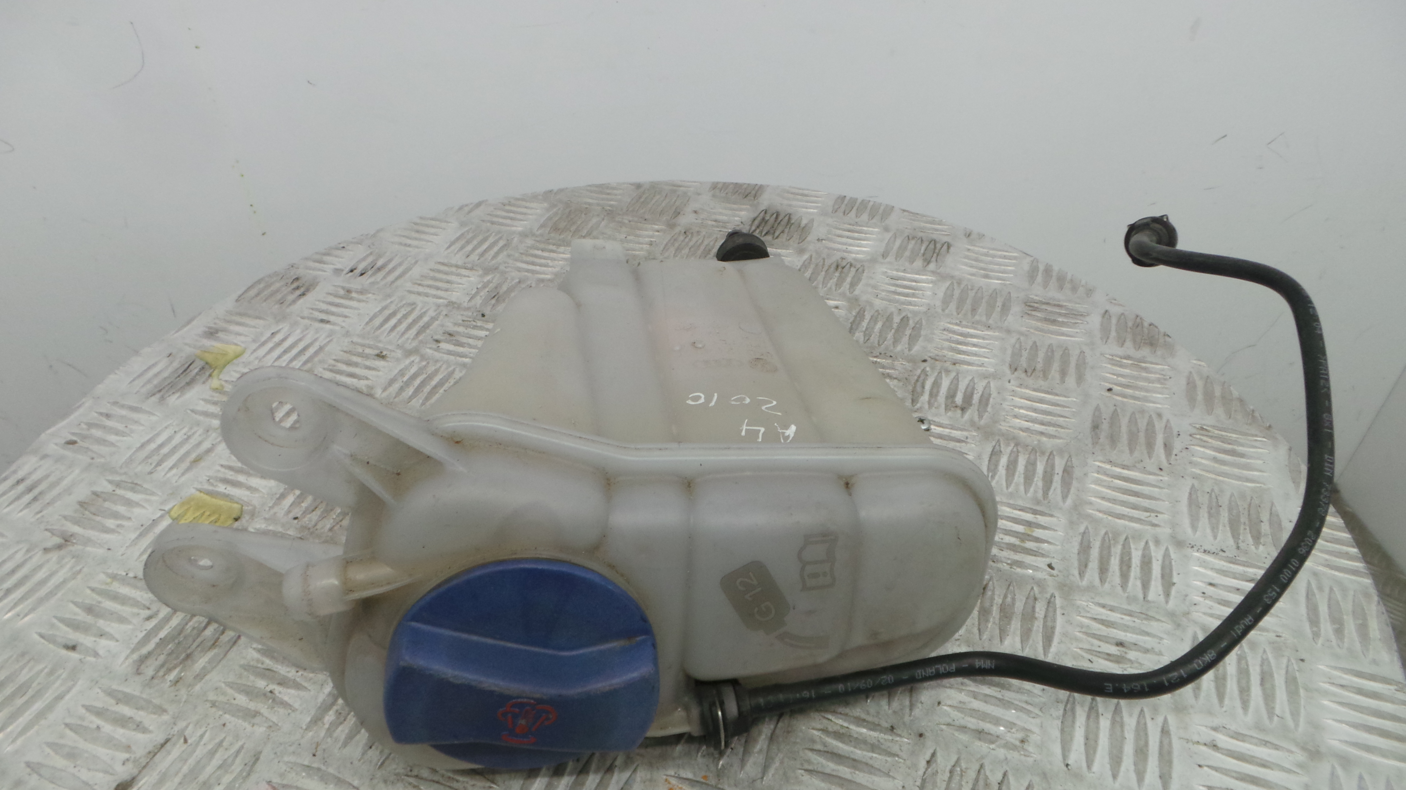 Depósito Água Radiador / Vazo de Expansao 8K0121403G - AUDI A4 B8 (8K2)-36206658