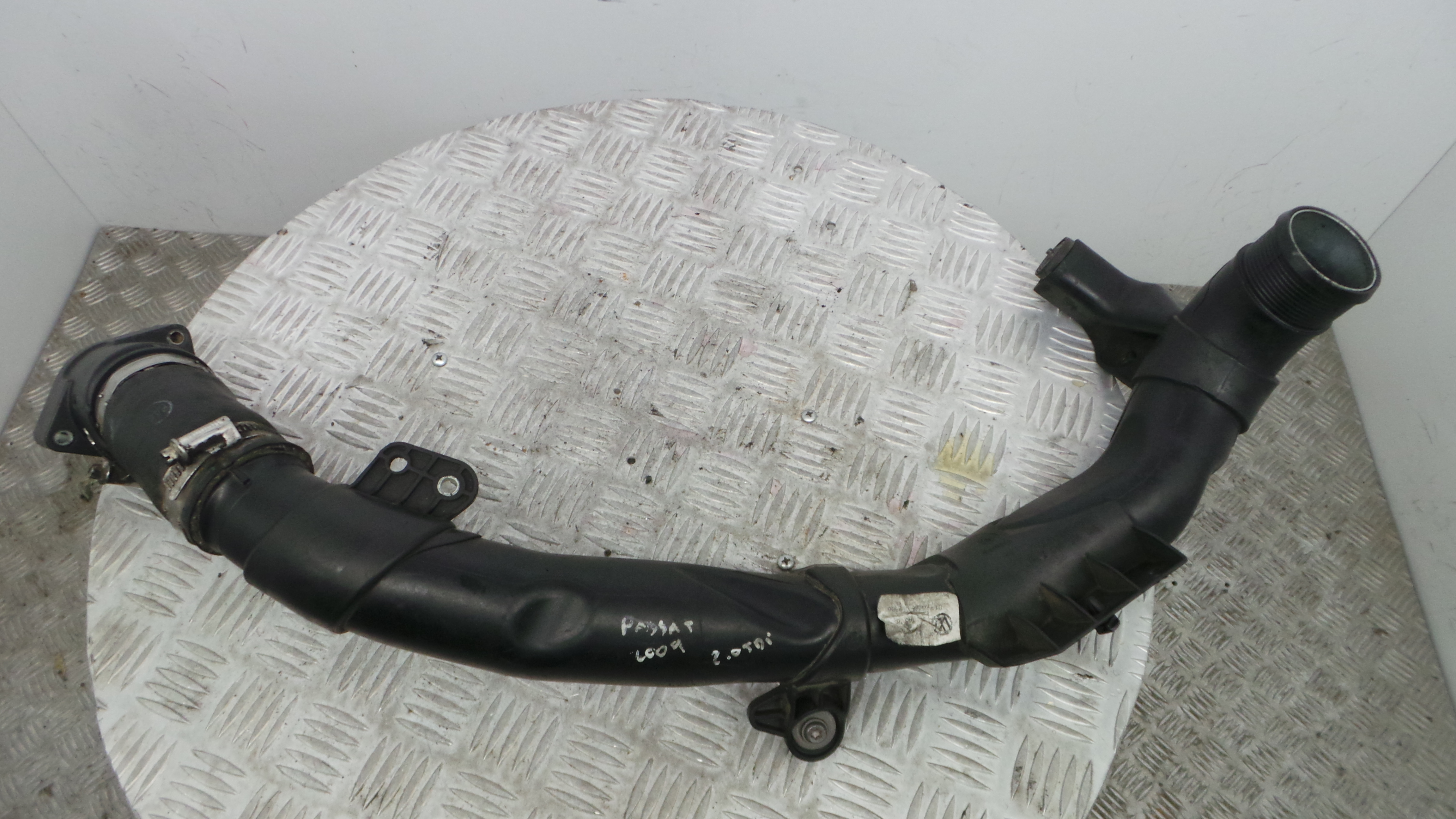 Tubo Intercooler 5N0145840F - VW PASSAT B6 (3C2)-36206886