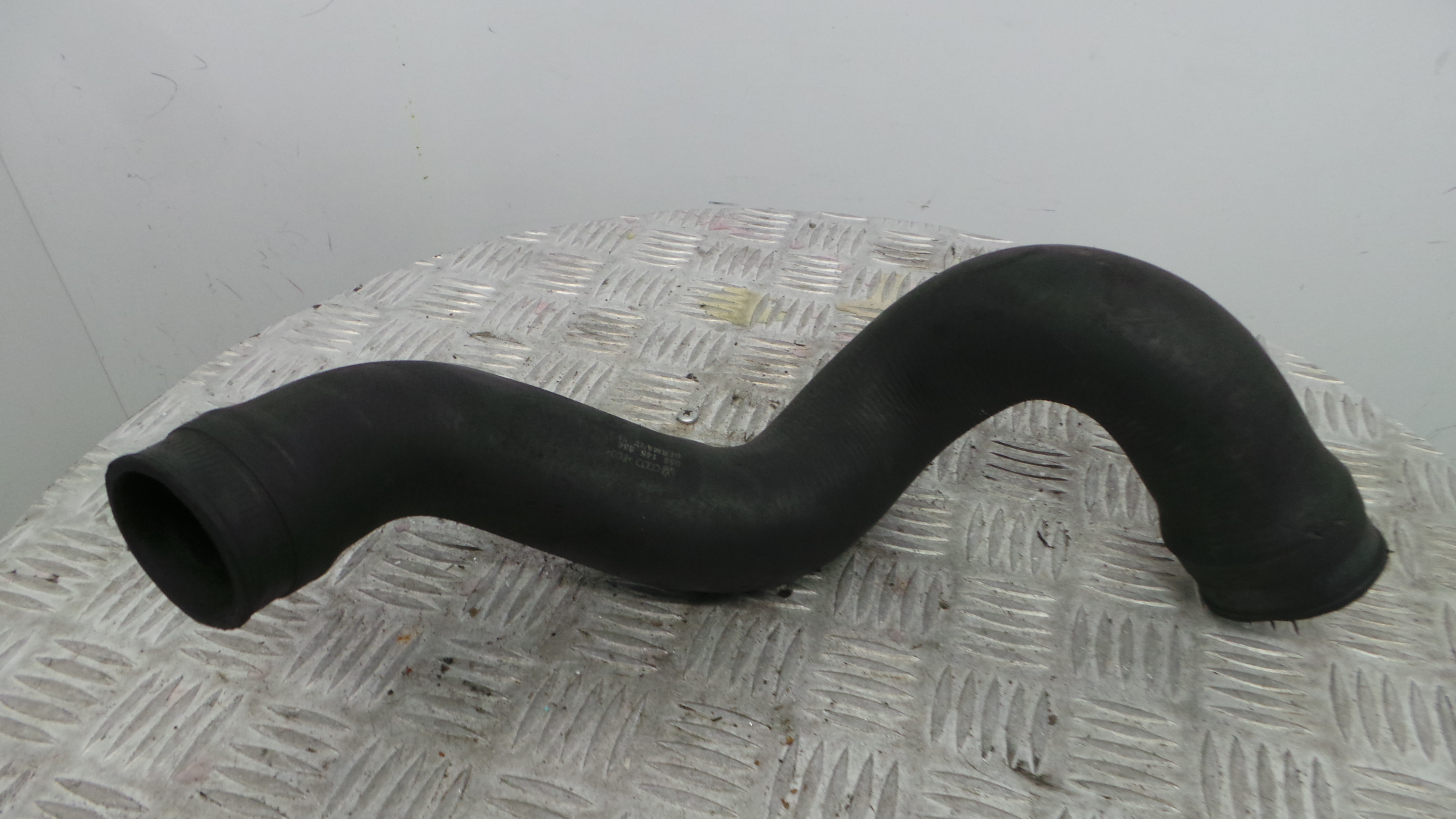 Tubo Intercooler 058145856K - AUDI A4 B6 (8E2)-36206892