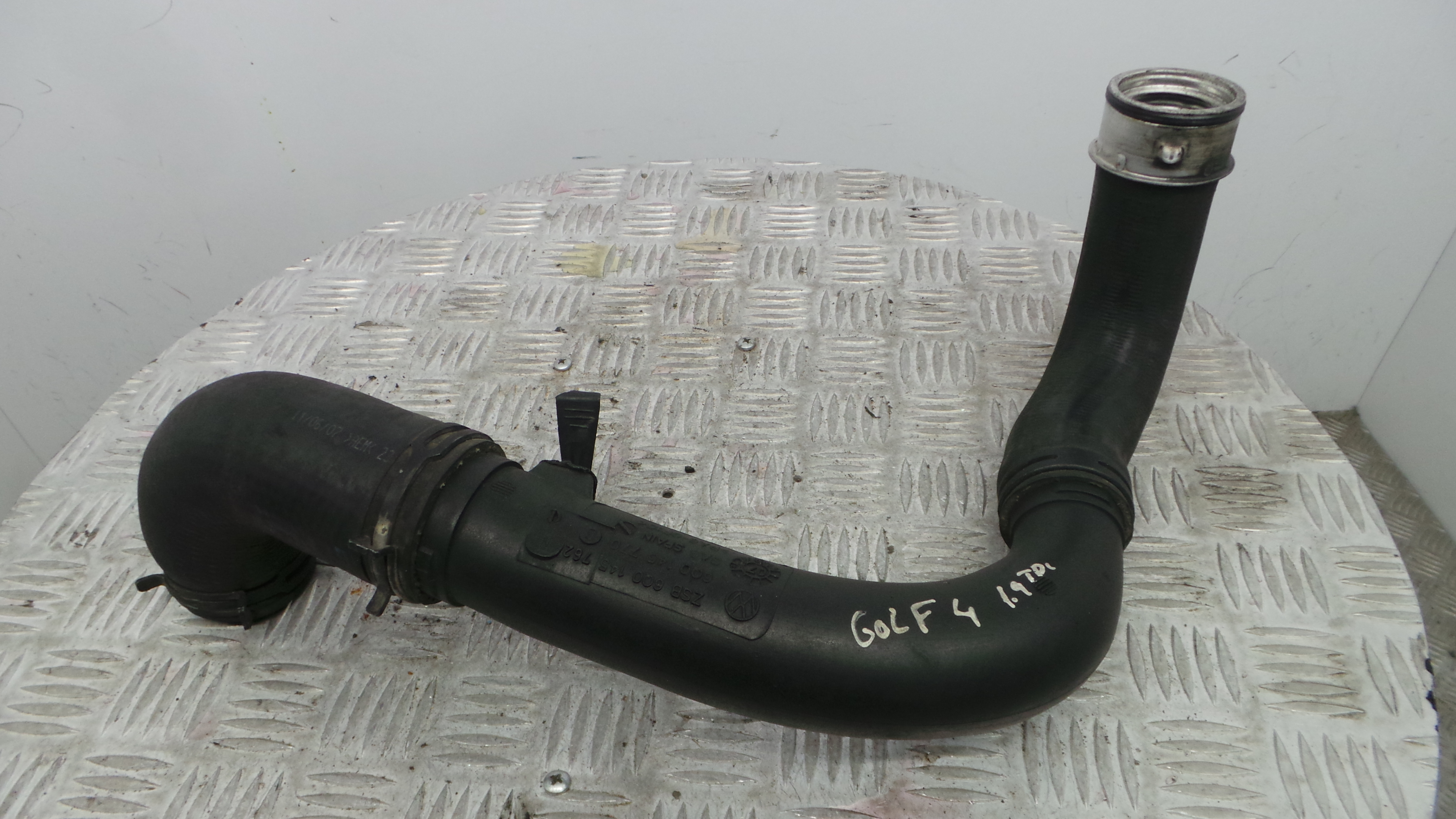 Tubo Intercooler 6Q0145770G - VW GOLF IV (1J1), GOLF Mk IV (1J1)-36206949