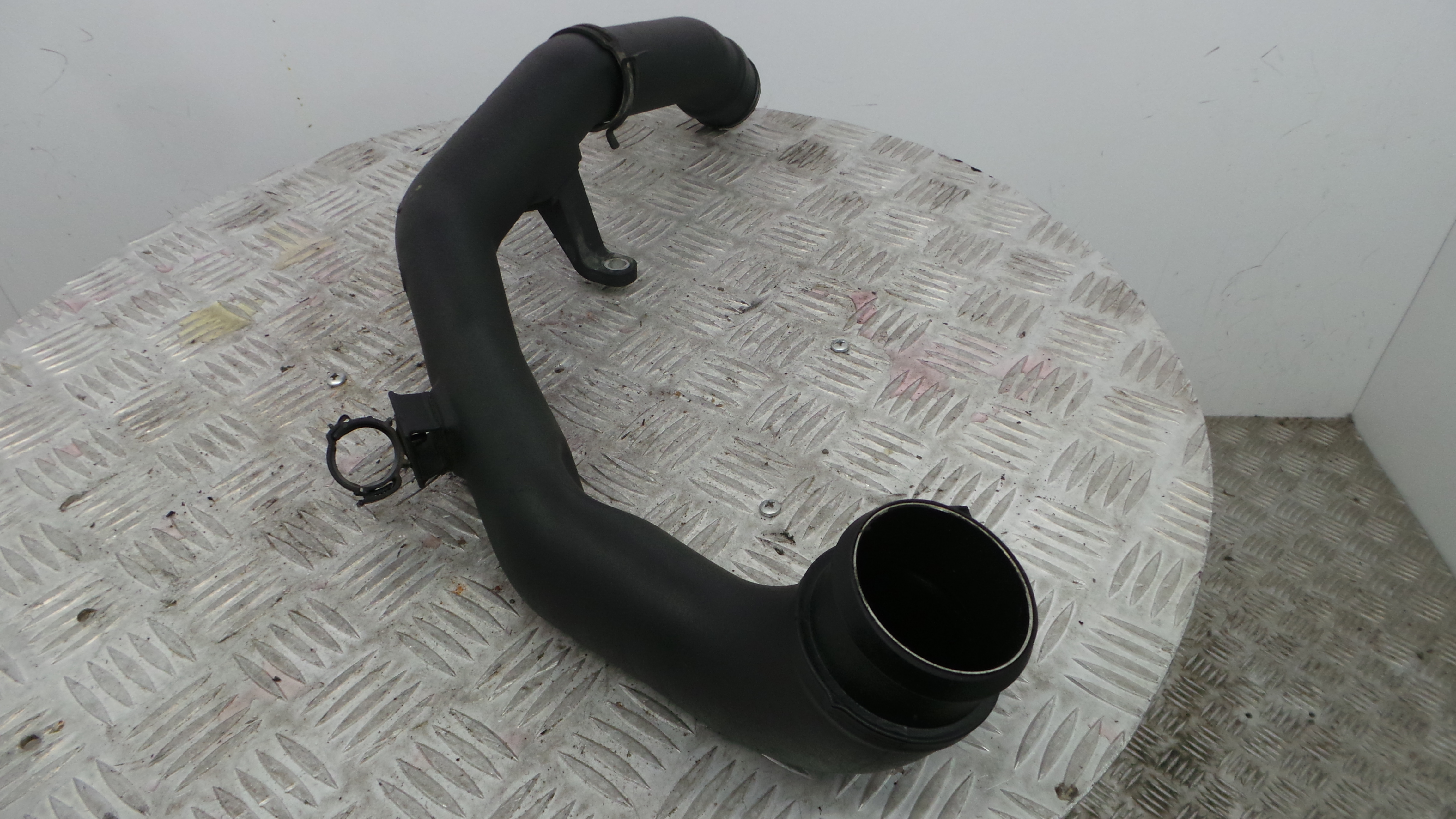 Tubo Intercooler 6J0145770 - SEAT IBIZA IV (6J5, 6P1), IBIZA Mk IV (6J5, 6P1)-36206995