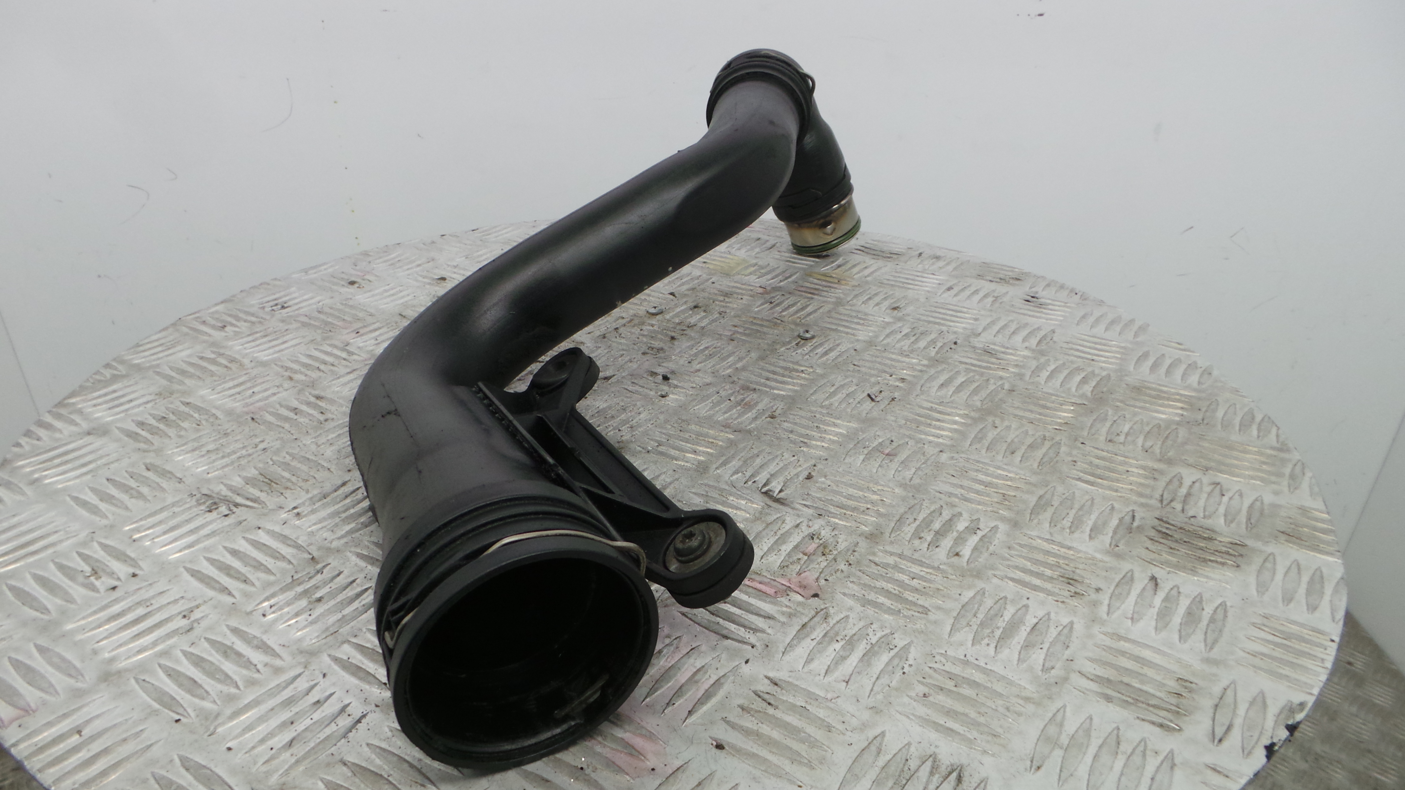 Tubo Intercooler 1K0145762 - VW GOLF V (1K1)-36207001