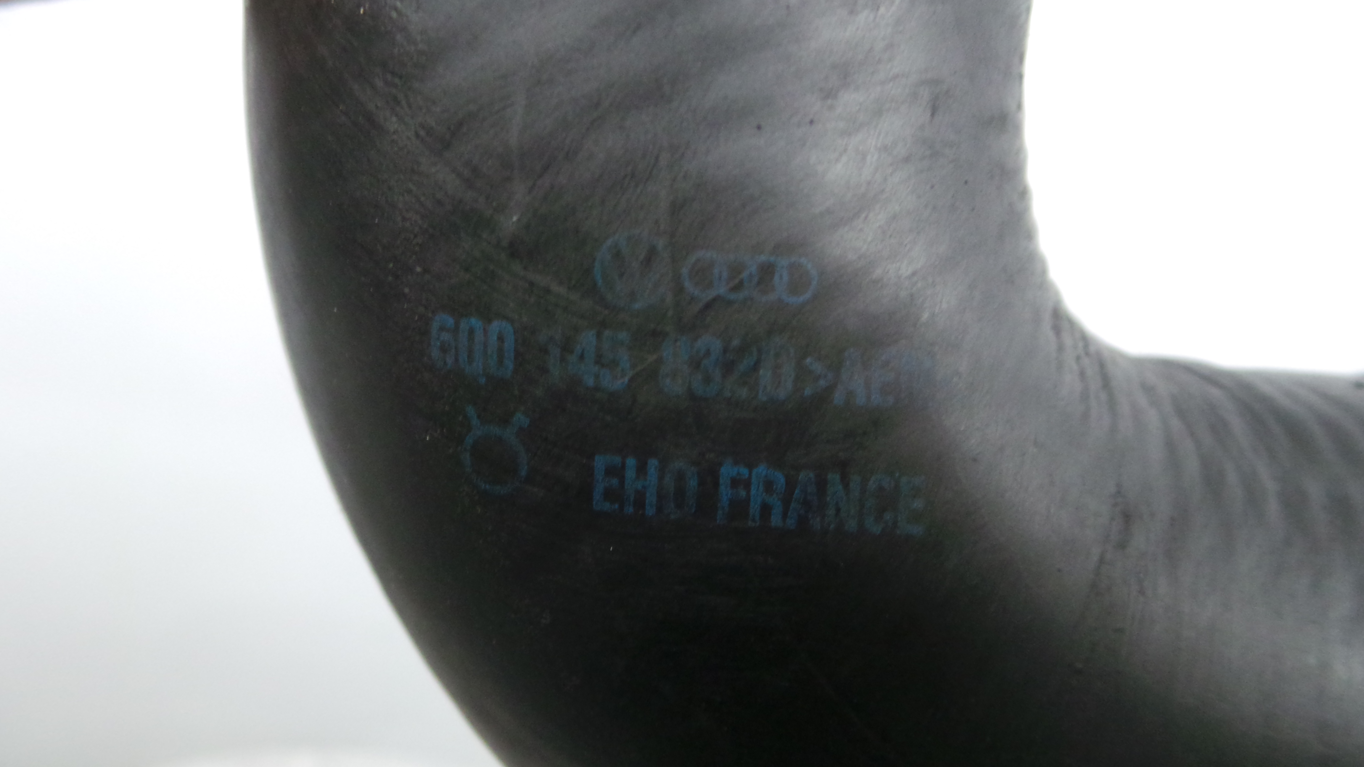 Tubo Intercooler 6Q0145770G - VW POLO (9N_, 9A_)-36207016