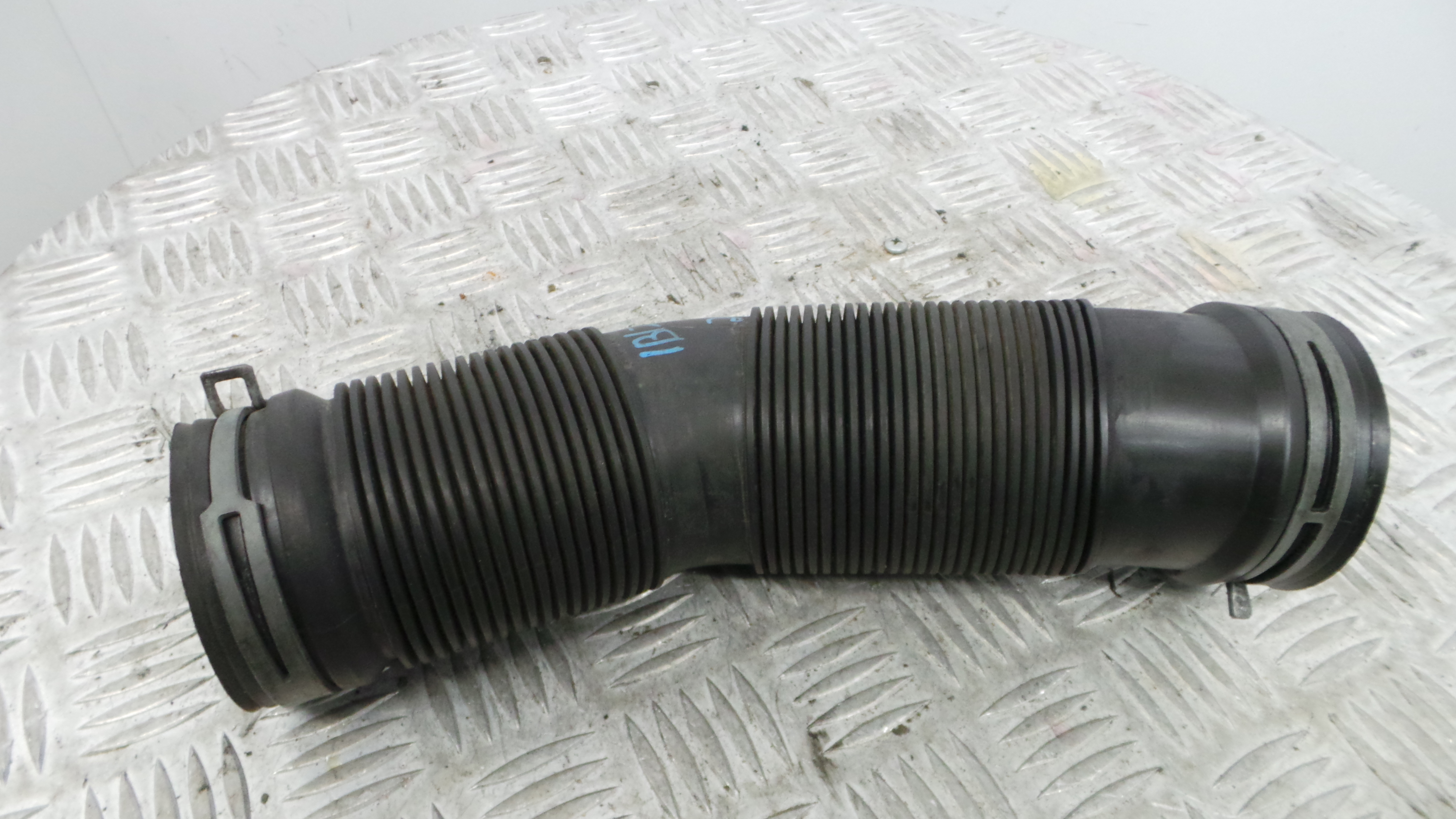 Tubo Caixa Filtro Ar 6Q0129684B - SEAT IBIZA III (6L1), IBIZA Mk III (6L1)-36207032