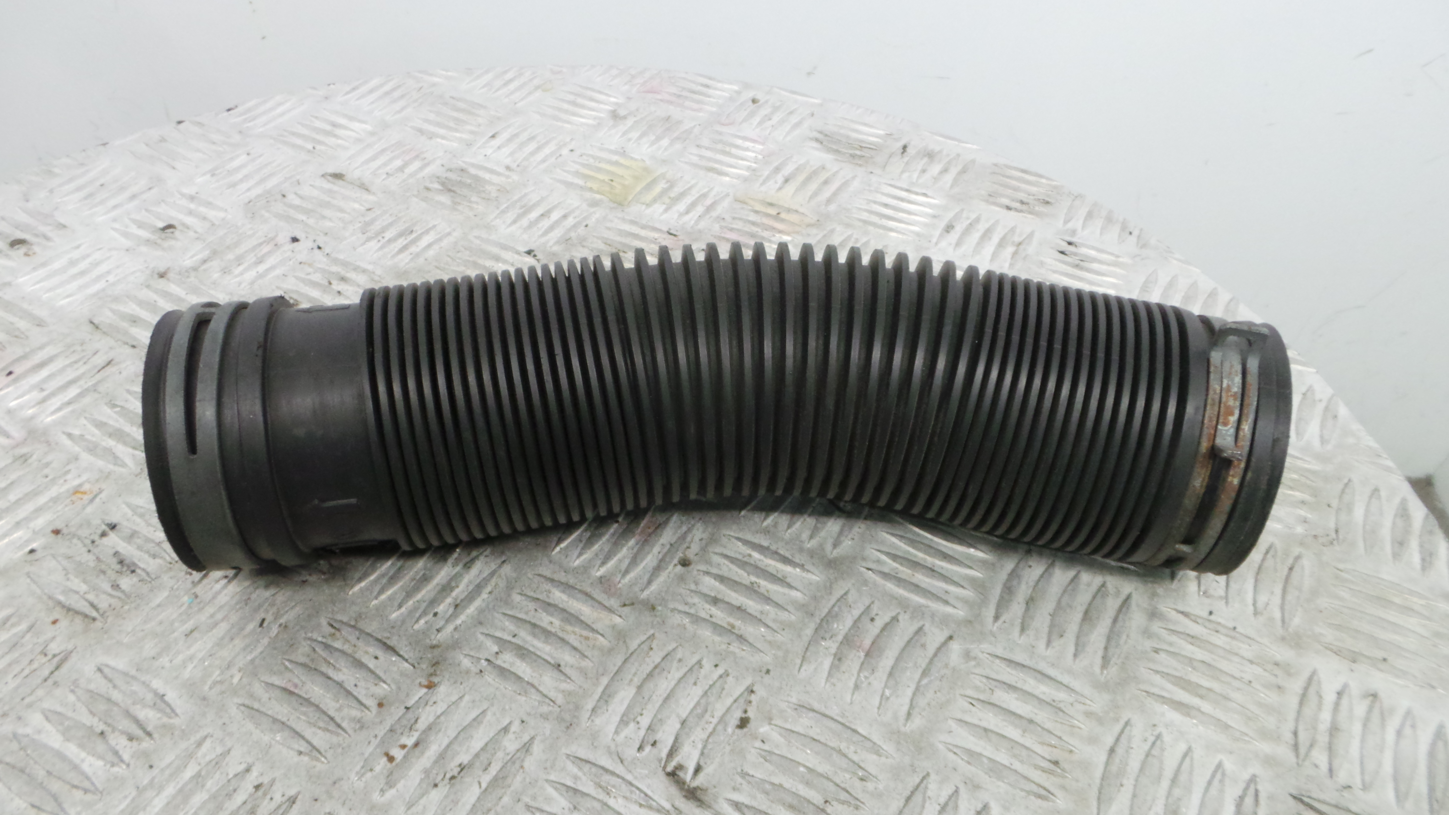 Tubo Caixa Filtro Ar 1J0129684C - VW GOLF III (1H1), GOLF Mk III (1H1)-36207038