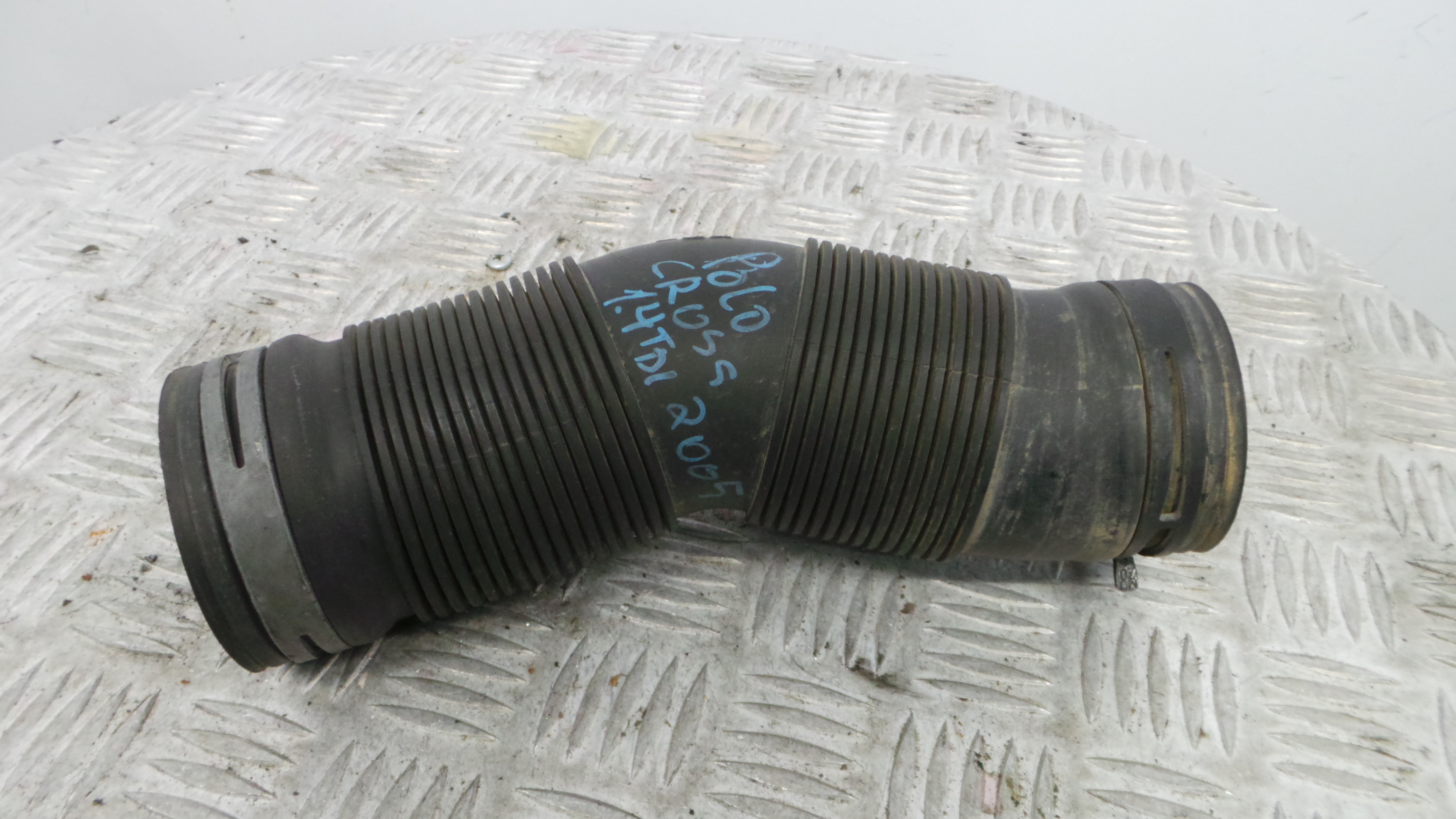 Tubo Caixa Filtro Ar 6Q0129684C - VW POLO (9N_, 9A_)-36207065 Tubo Caixa Filtro Ar 6Q0129684C - VW POLO (9N_, 9A_)-36207065