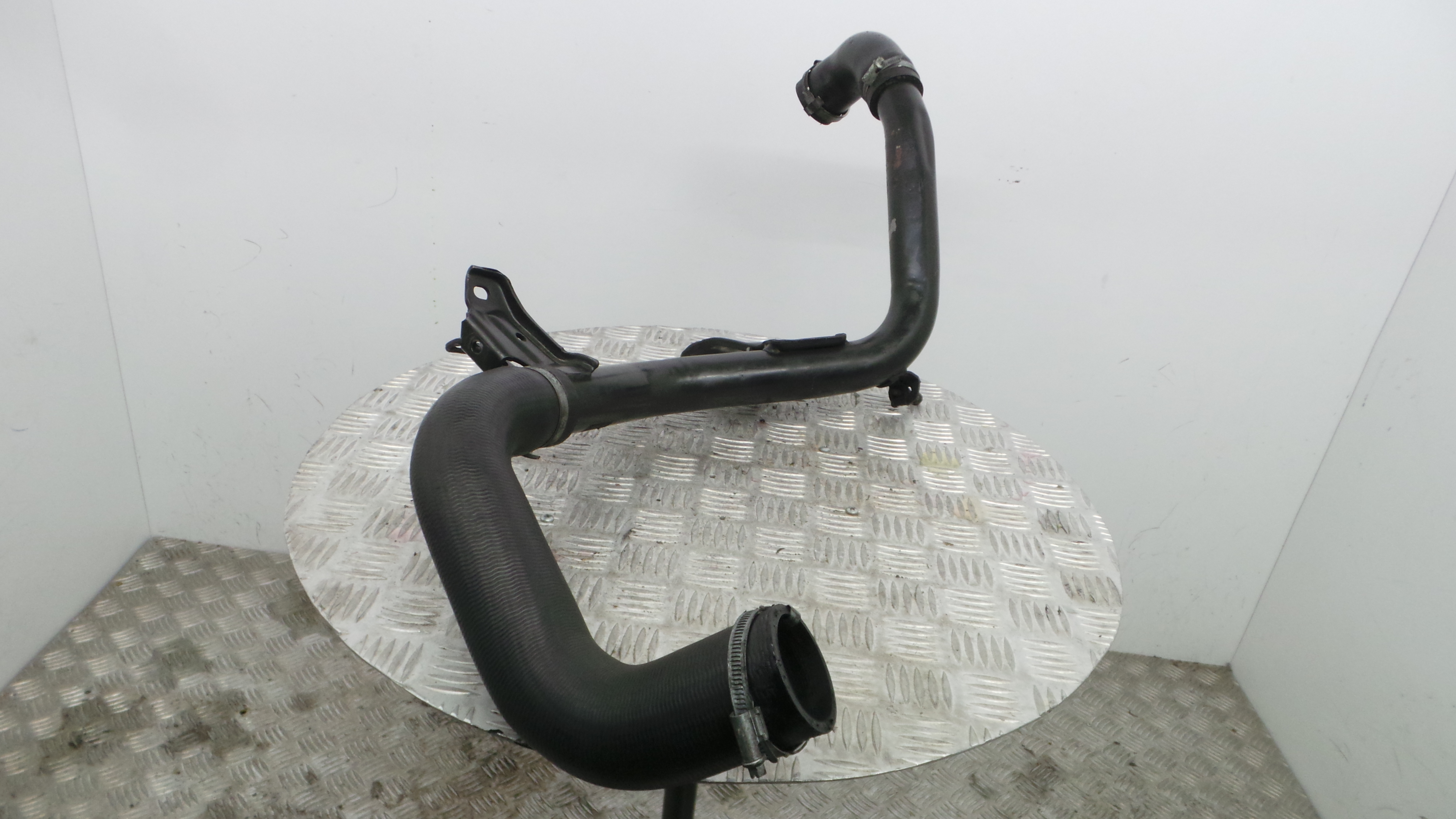 Tubo Intercooler - AUDI A4 B7 (8EC)-36207088 Tubo Intercooler - AUDI A4 B7 (8EC)-36207088