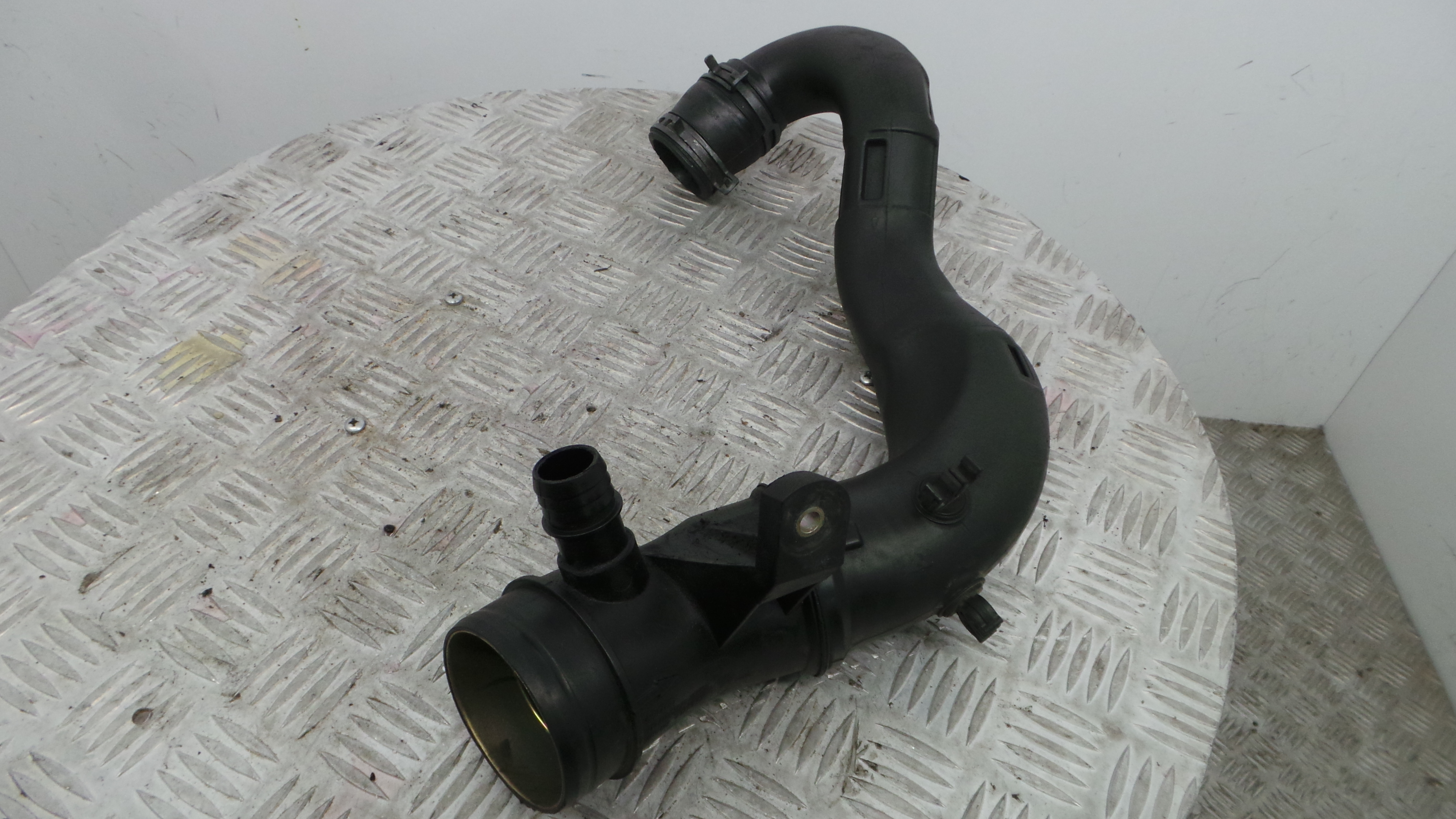 Tubo Intercooler 1J0129654L - AUDI A3 (8L1)-36207117