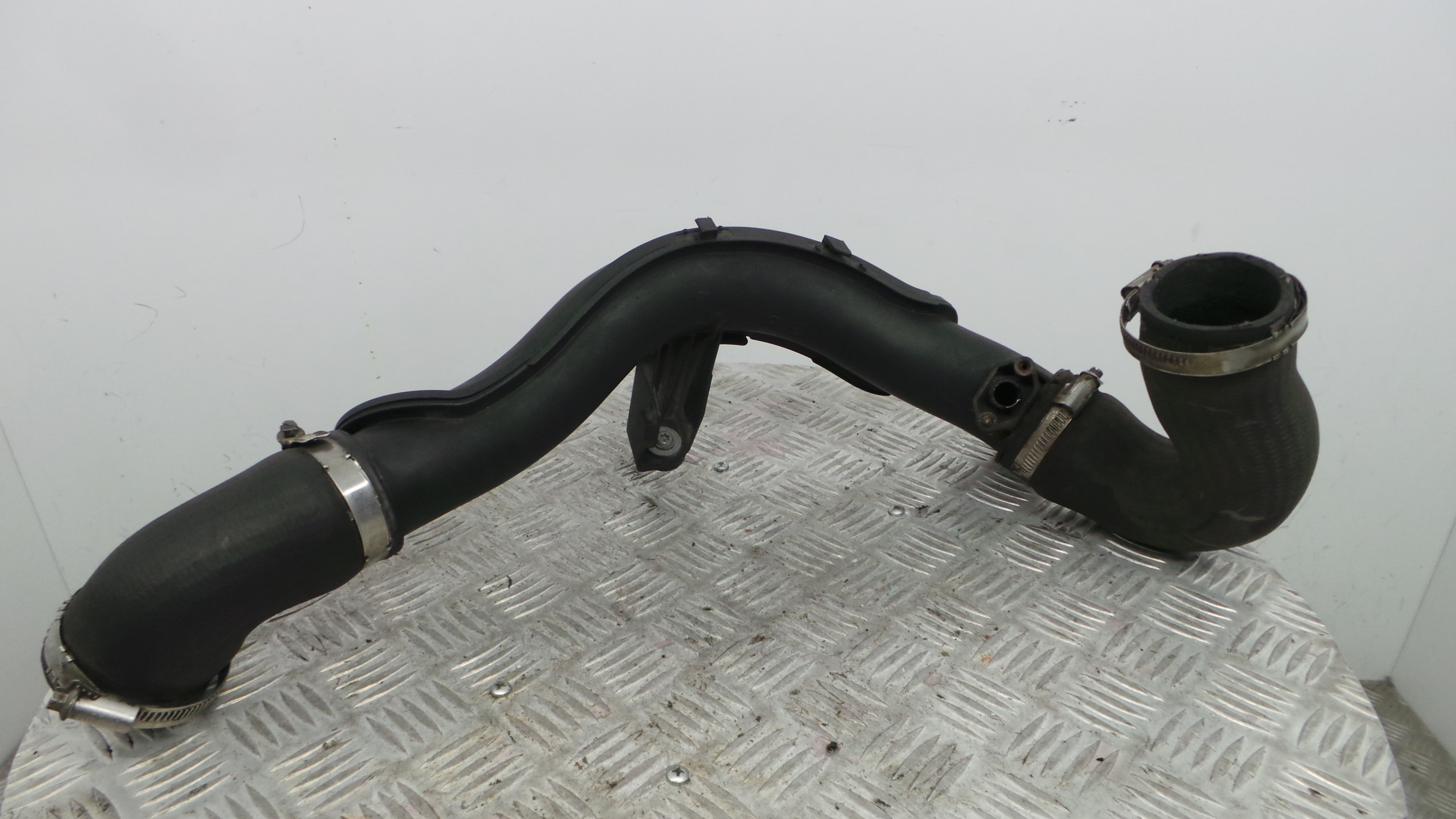 Tubo Intercooler 6R0145770A - VW POLO V (6R1, 6C1)-36207128