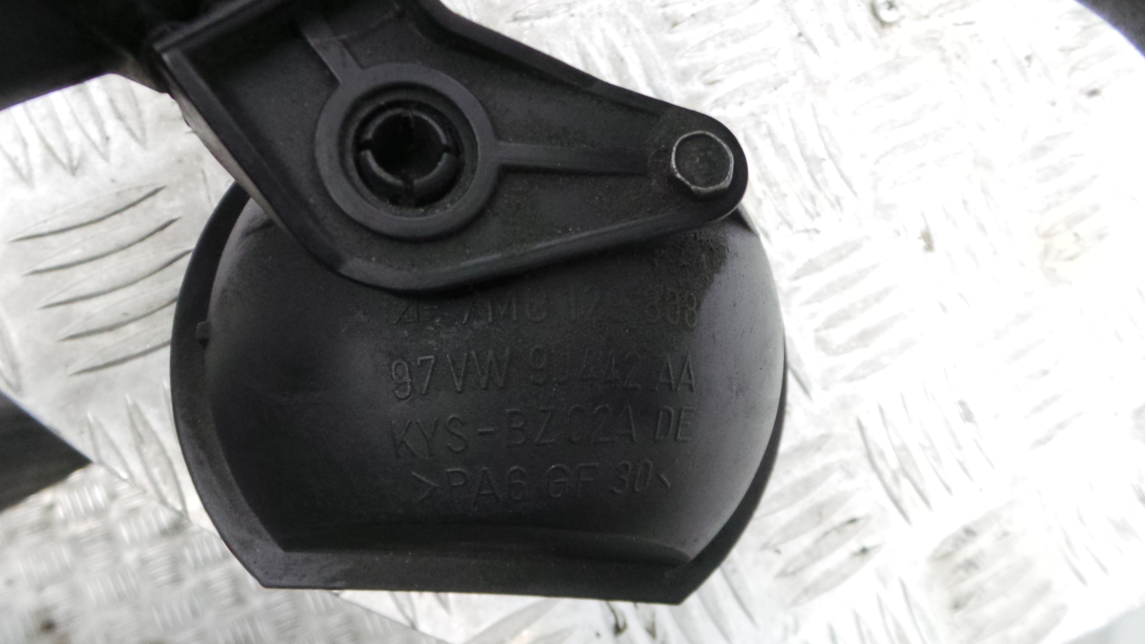 Tubo Intercooler 1K0145770B - VW TOURAN (1T1, 1T2)-36207168