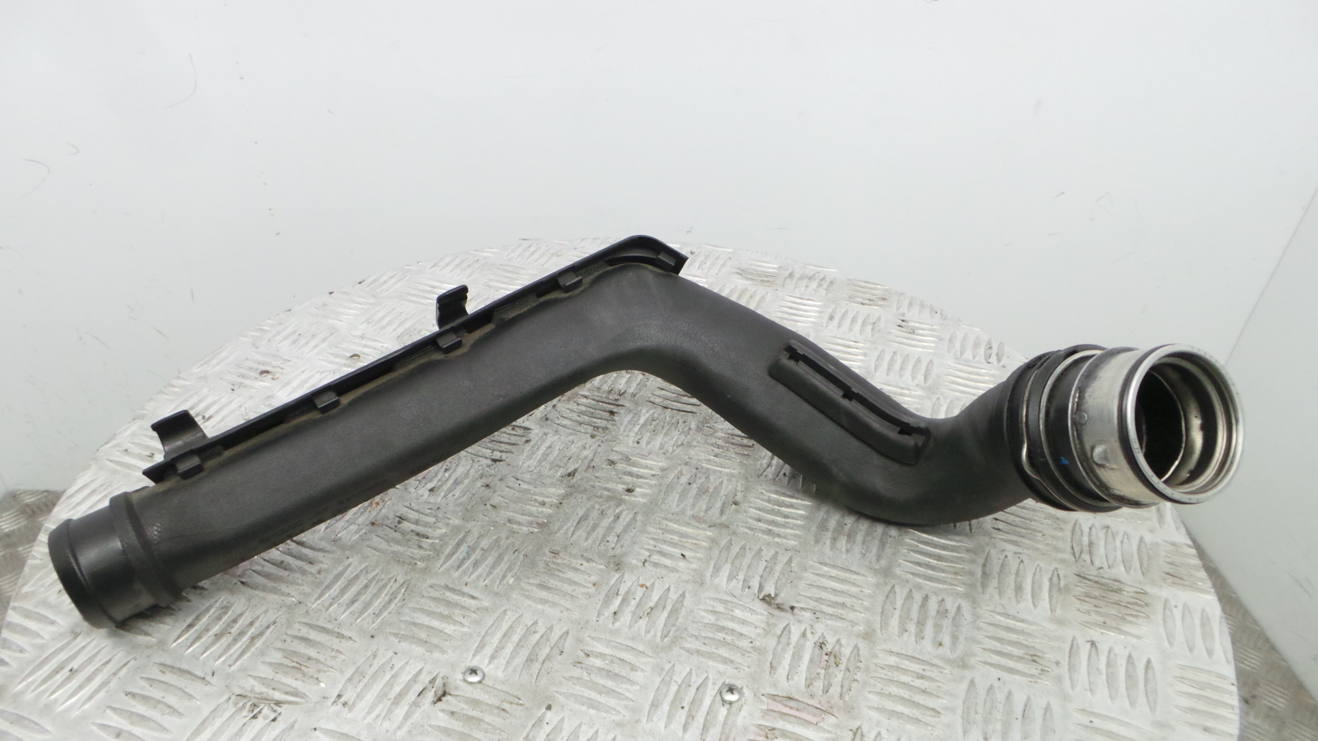 Tubo Intercooler 1J0145770Q - VW GOLF IV (1J1), GOLF Mk IV (1J1)-36207194