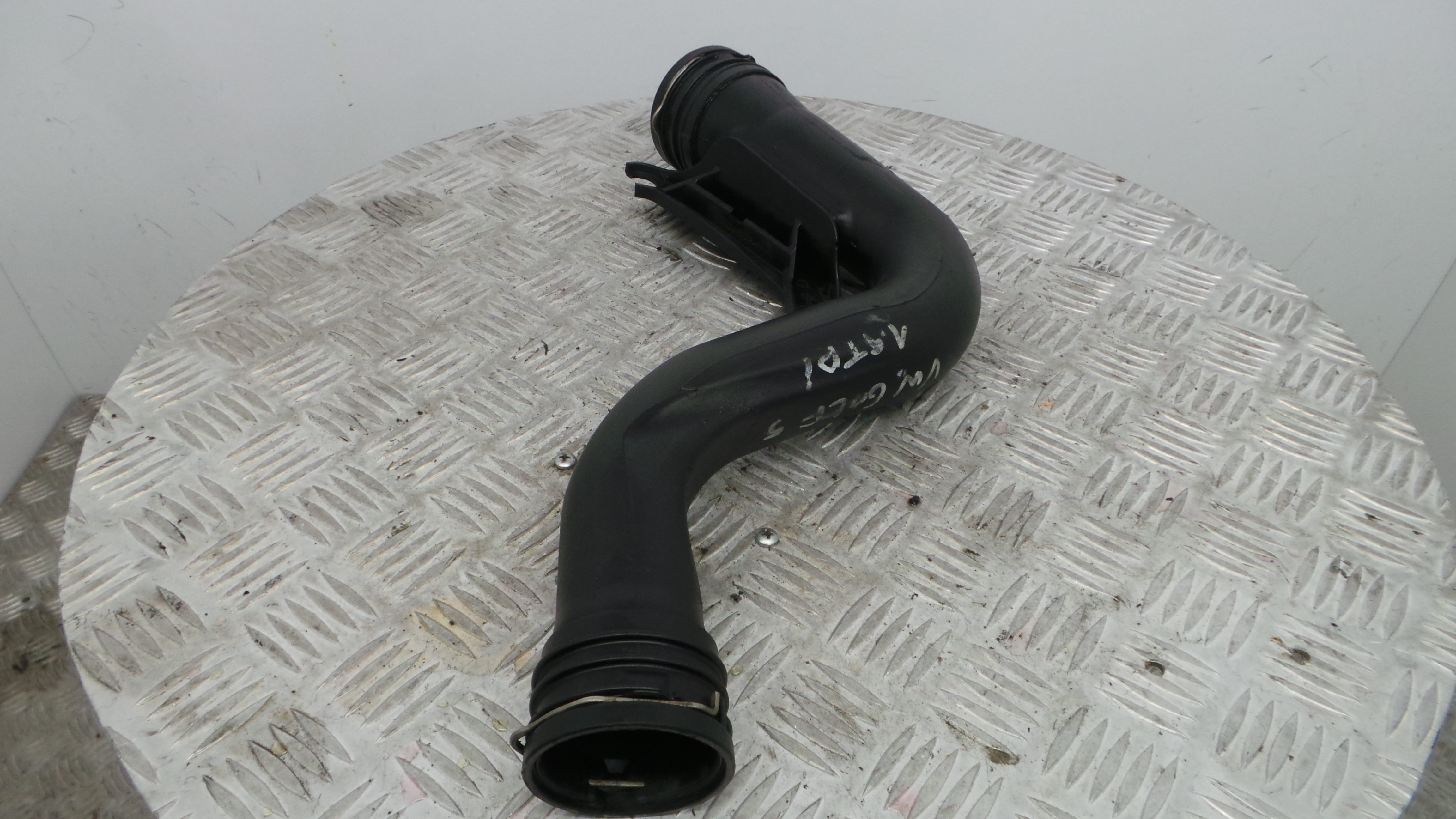 Tubo Intercooler 1K0145762 - VW GOLF V (1K1)-36207219