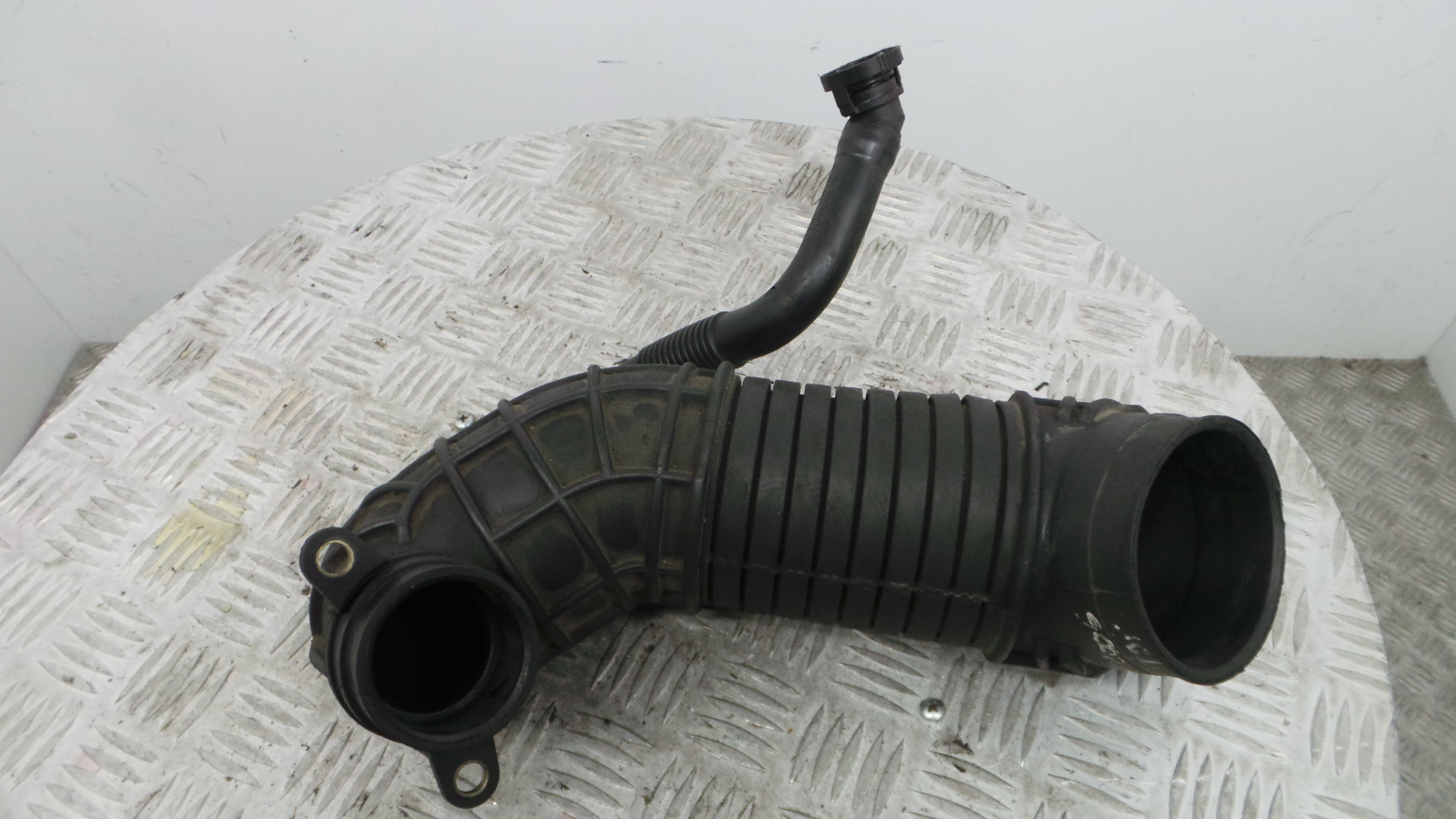 Tubo Intercooler 8E0129615J - AUDI A4 B7 (8EC)-36207232