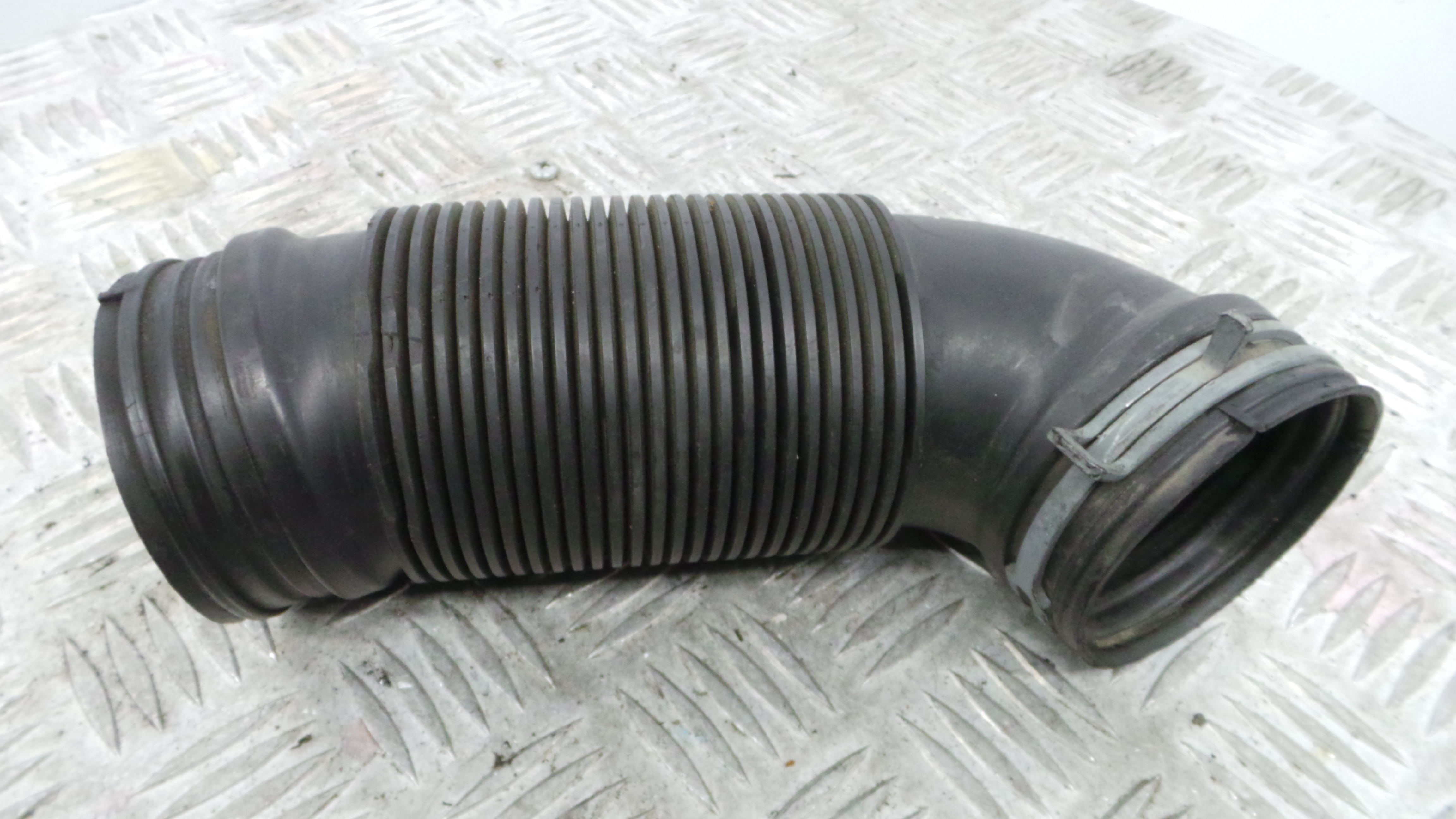 Tubo Caixa Filtro Ar 1K0129684B - VW TOURAN (1T1, 1T2)-36207268