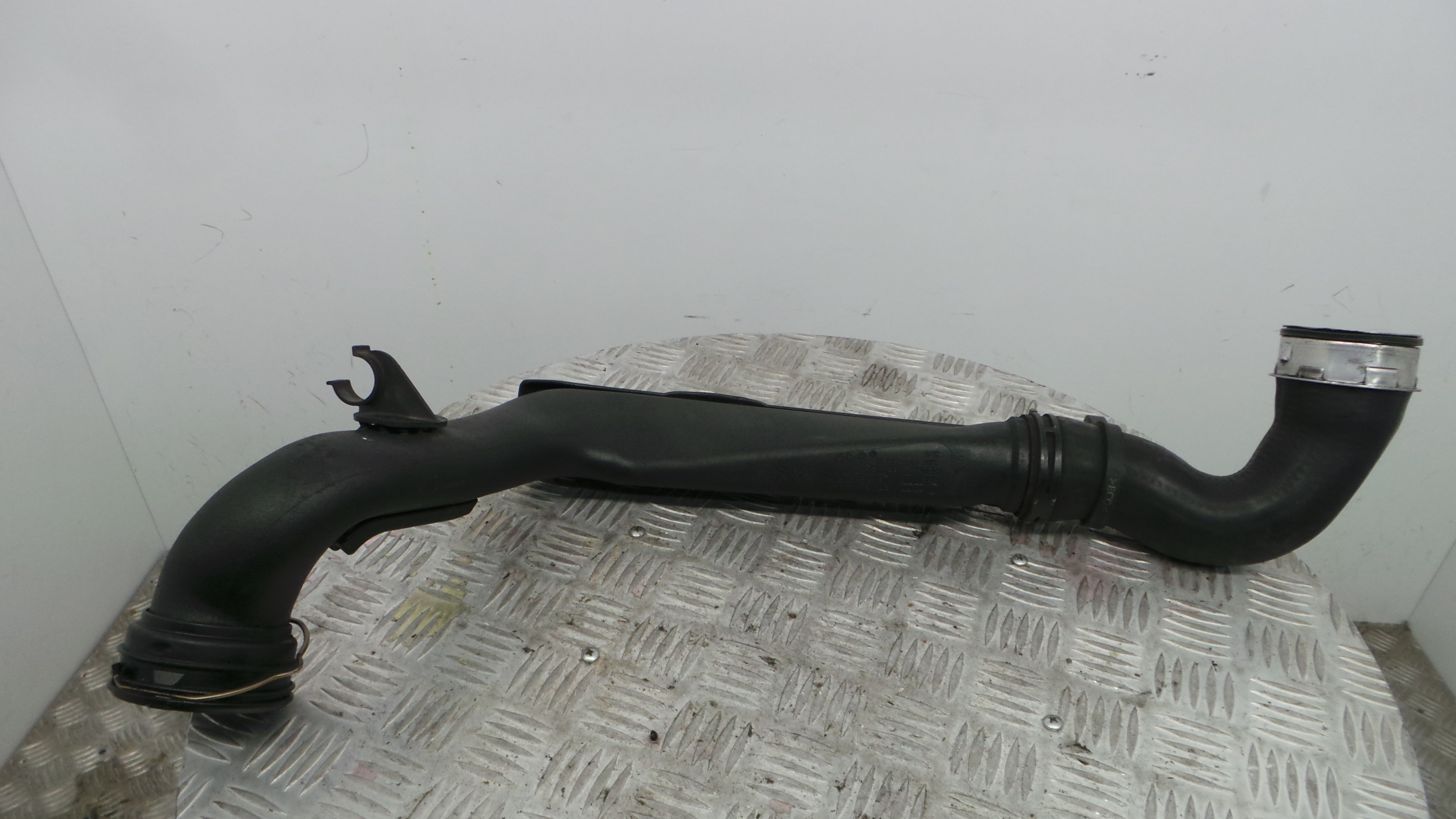 Tubo Intercooler 1J0145770Q - VW BORA I (1J2)-36207274