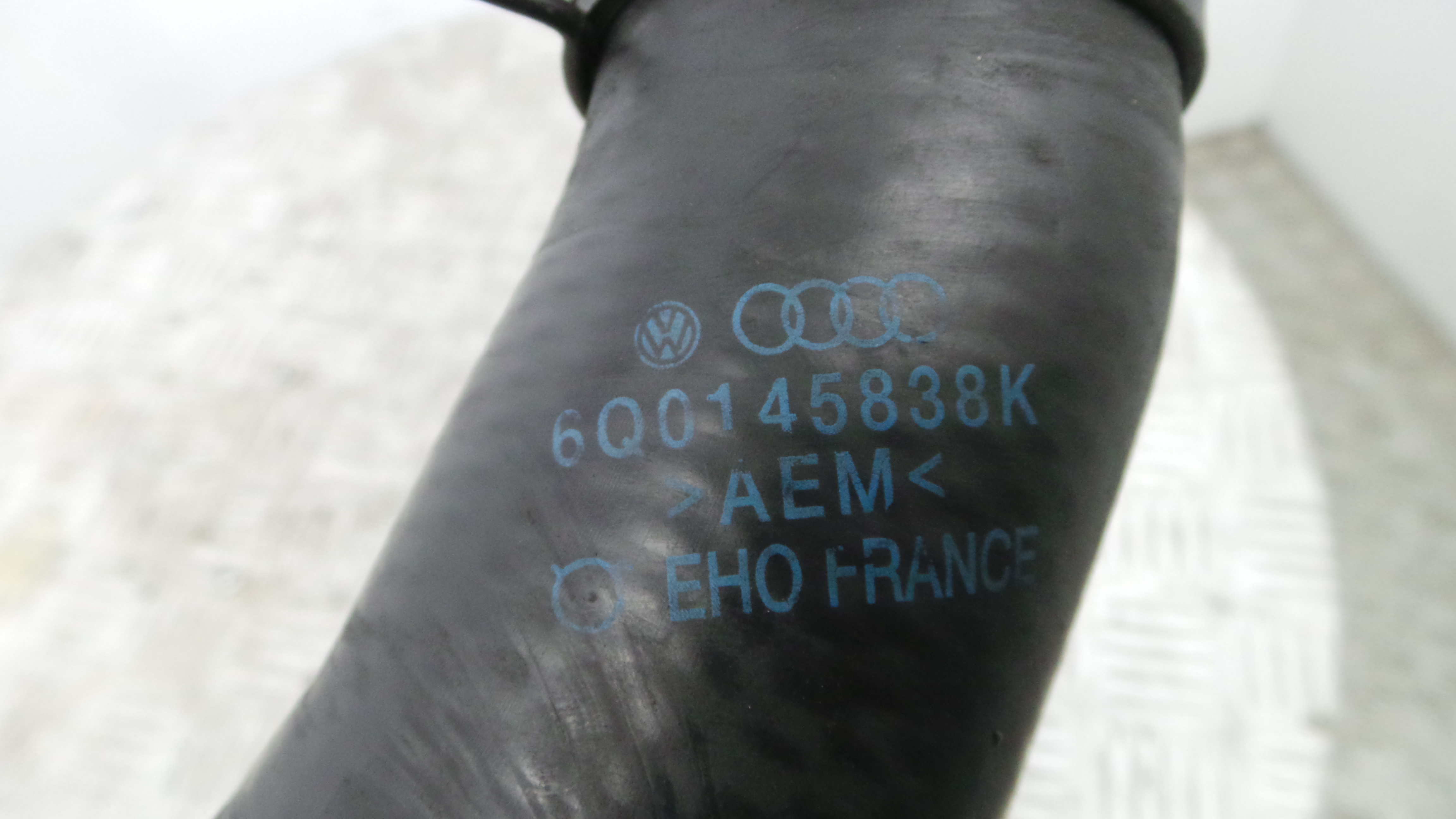 Tubo Intercooler 6Q0145770 - VW POLO (9N_, 9A_)-36207277