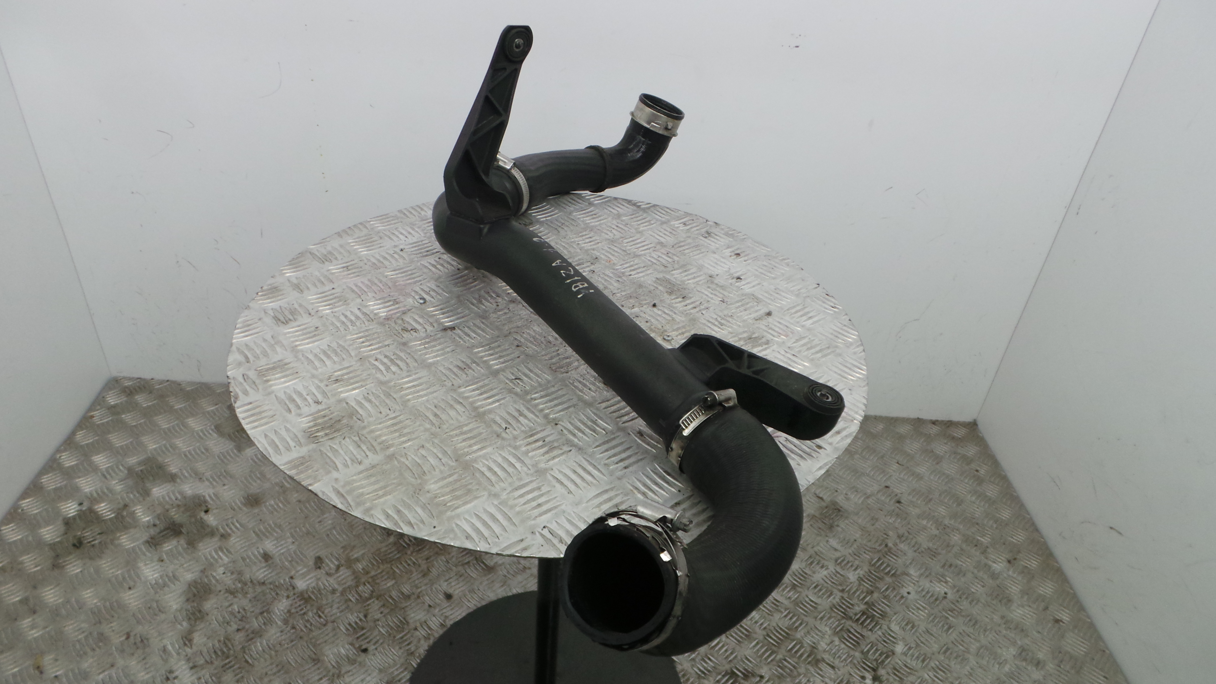 Tubo Intercooler 6J0145770B - SEAT IBIZA IV (6J5, 6P1), IBIZA Mk IV (6J5, 6P1)-36207286