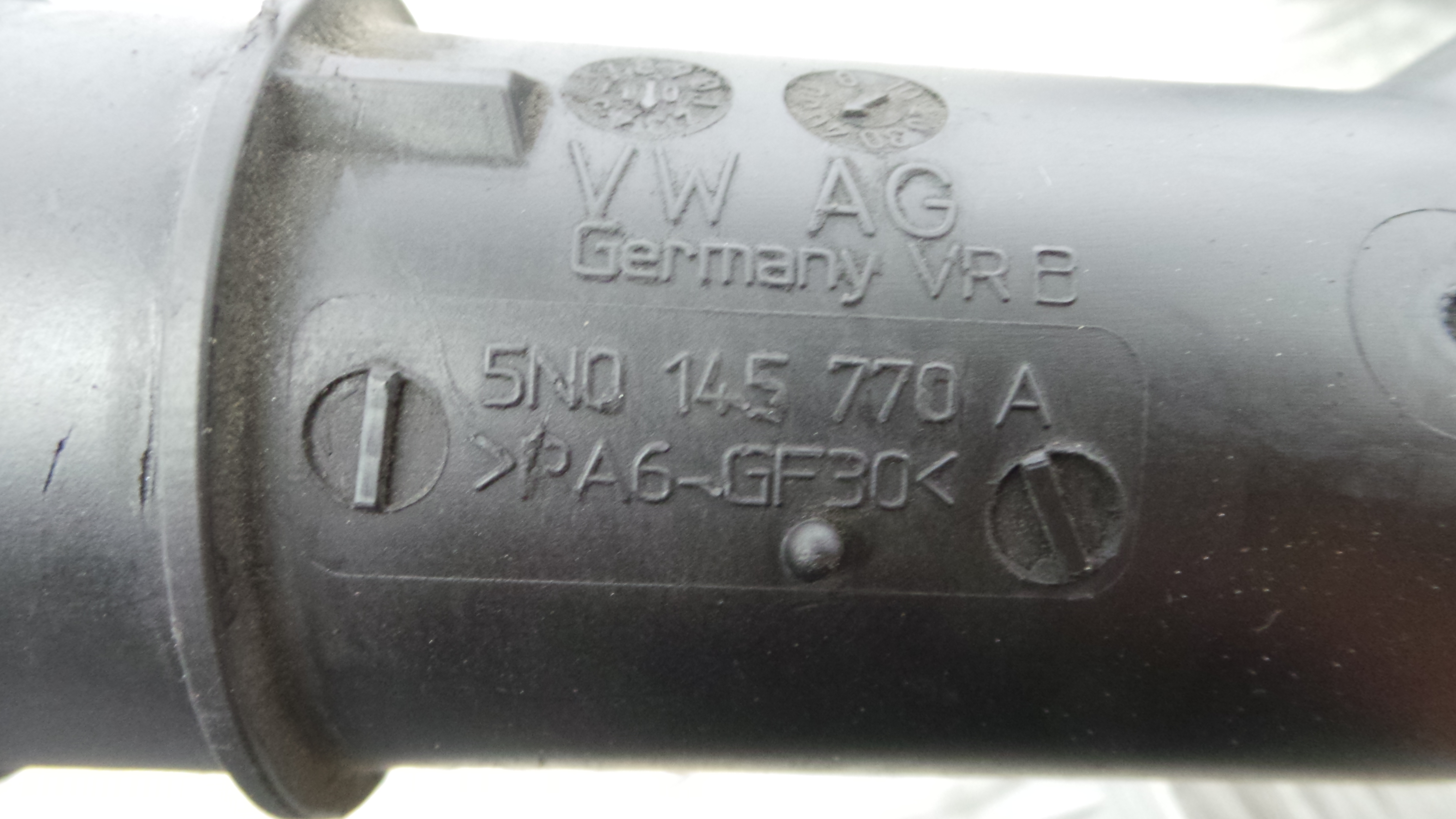 Tubo Intercooler 5N0145770A - AUDI A3 (8P1)-36210211