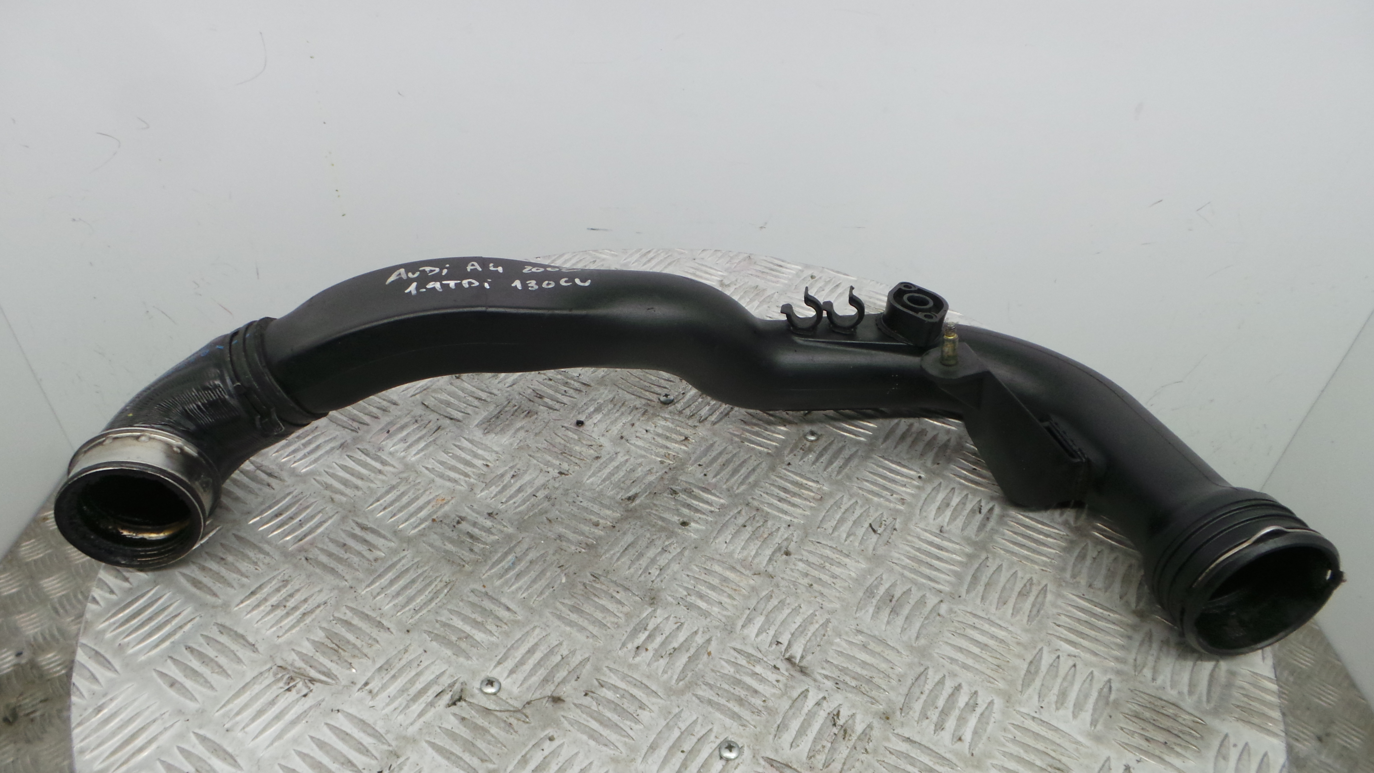 Tubo Intercooler 8E0145762 - AUDI A4 B6 (8E2)-36210224