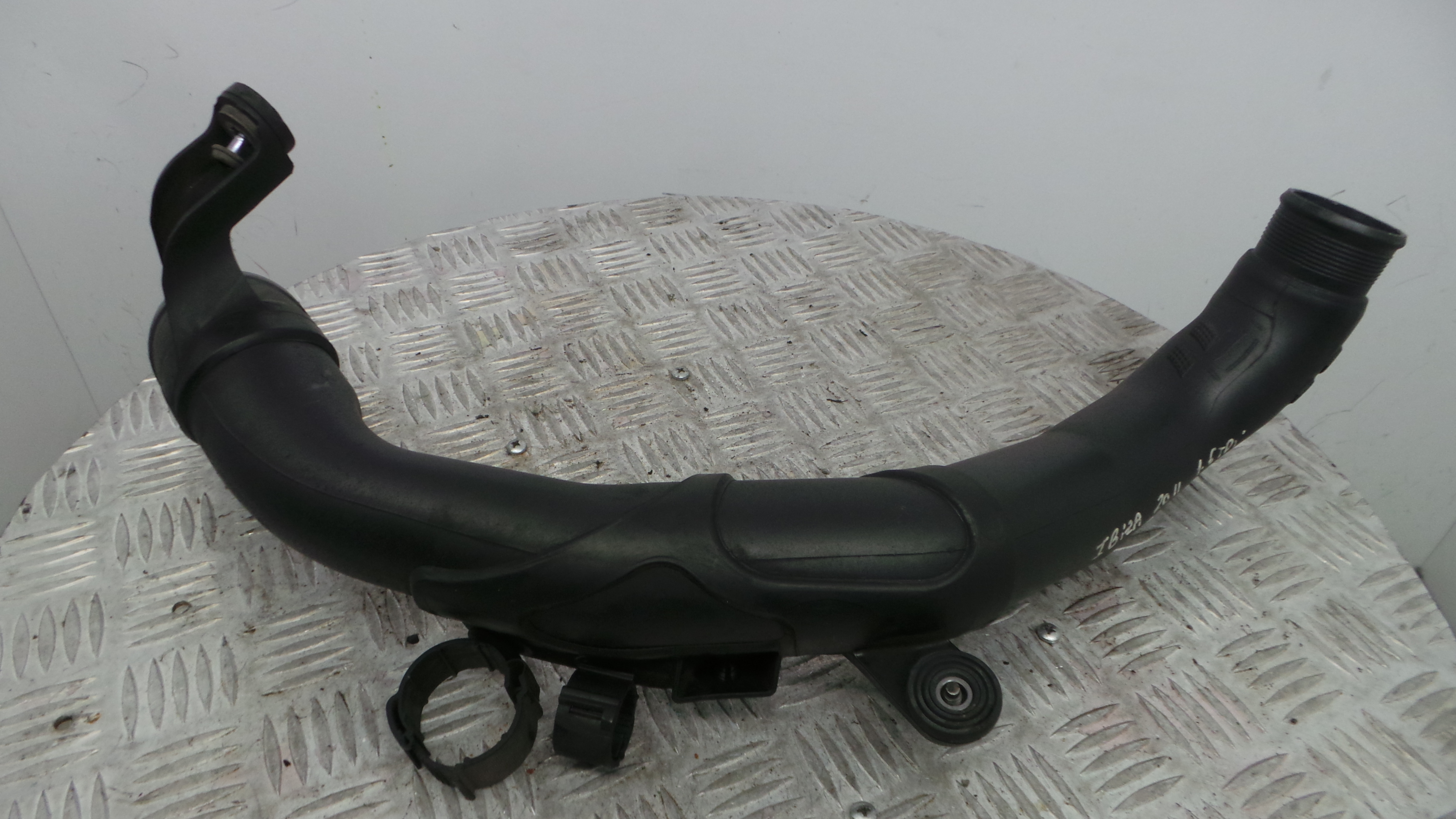 Tubo Intercooler 6R0145770 - SEAT IBIZA IV (6J5, 6P1), IBIZA Mk IV (6J5, 6P1)-36210315