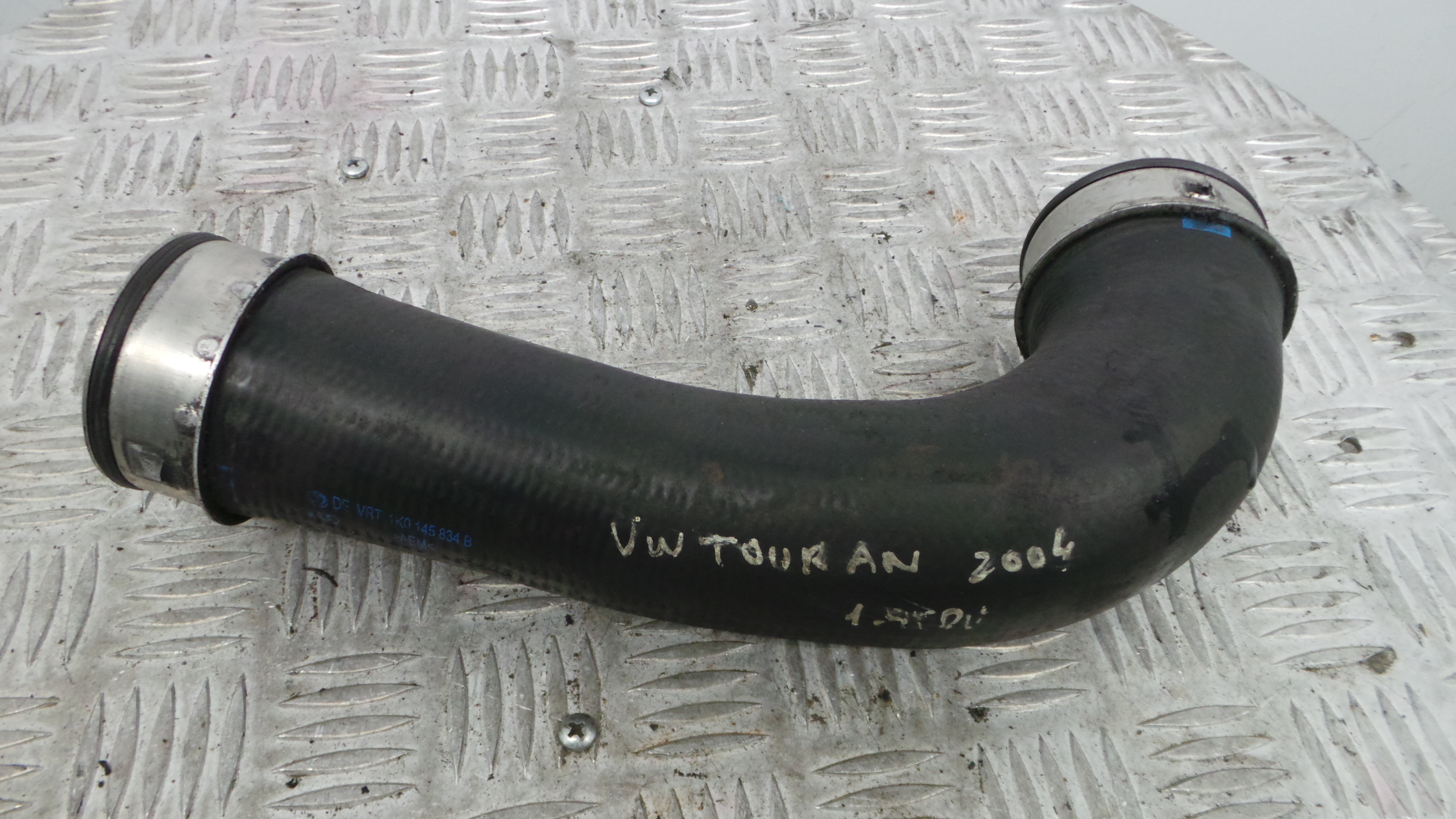 Tubo Intercooler 1K0145834B - VW TOURAN (1T1, 1T2)-36210327