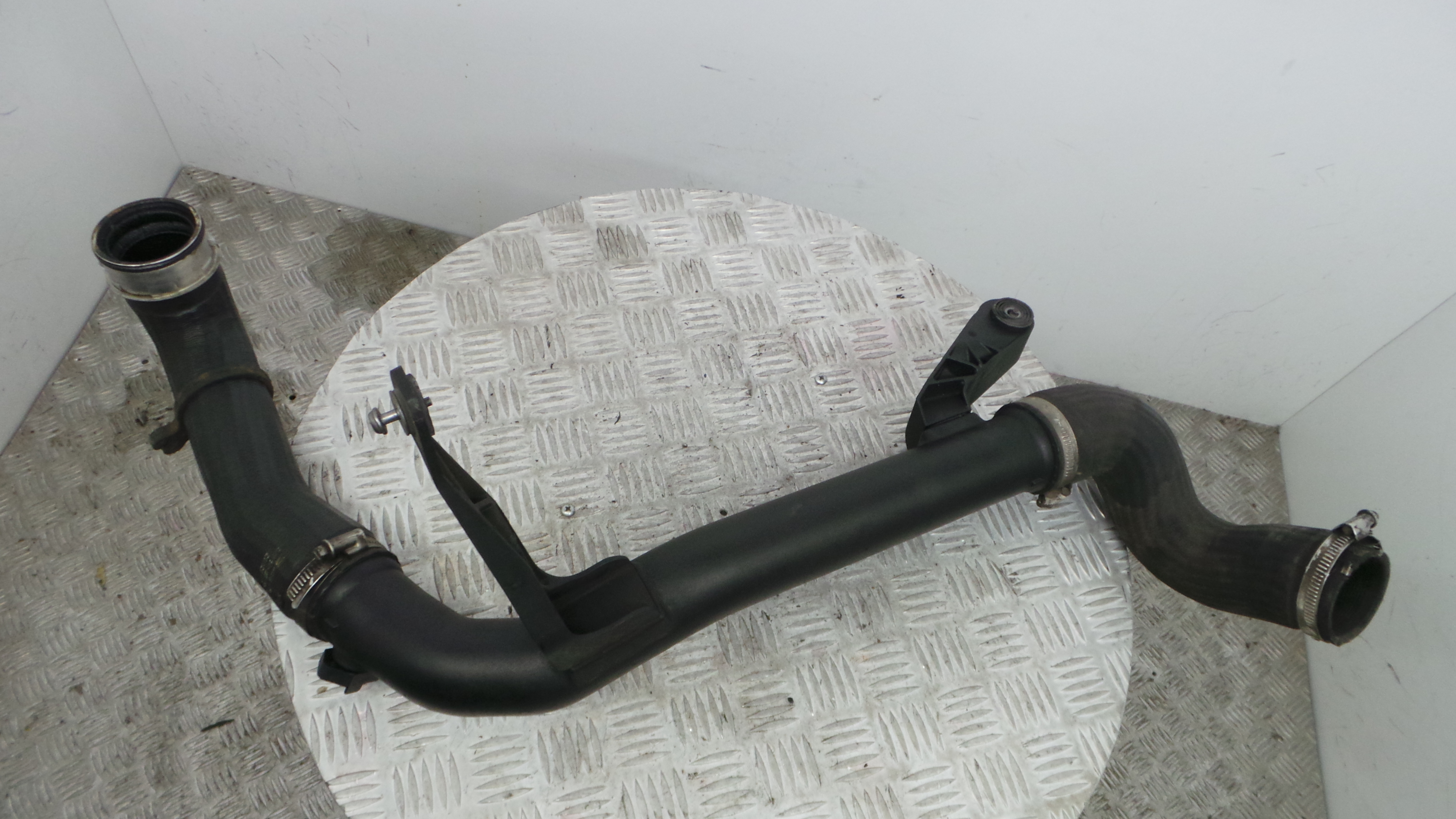 Tubo Intercooler 6J0145762D - SEAT IBIZA IV (6J5, 6P1), IBIZA Mk IV (6J5, 6P1)-36210336