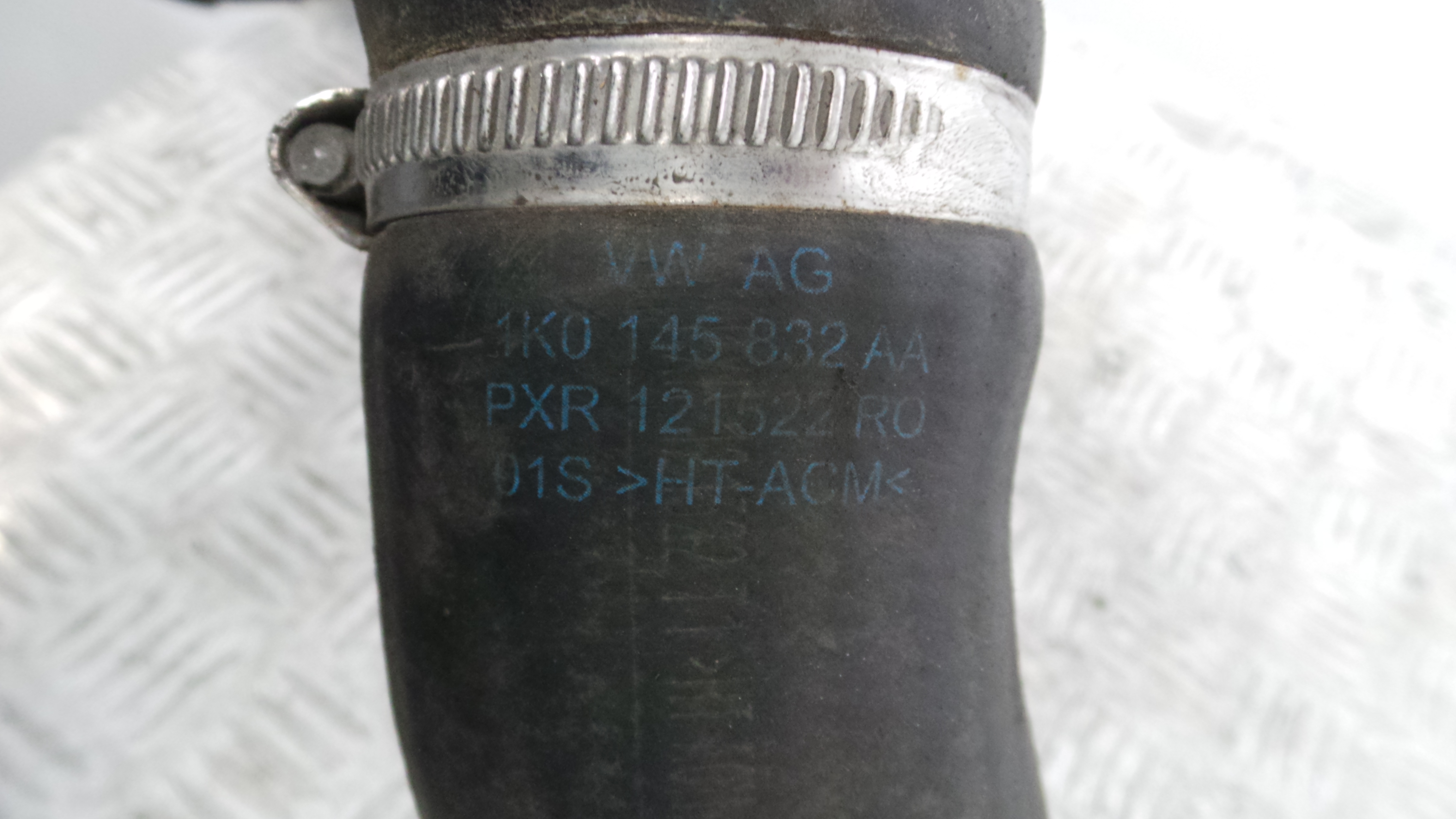 Tubo Intercooler 5N0145840F - AUDI A3 (8P1)-36210366