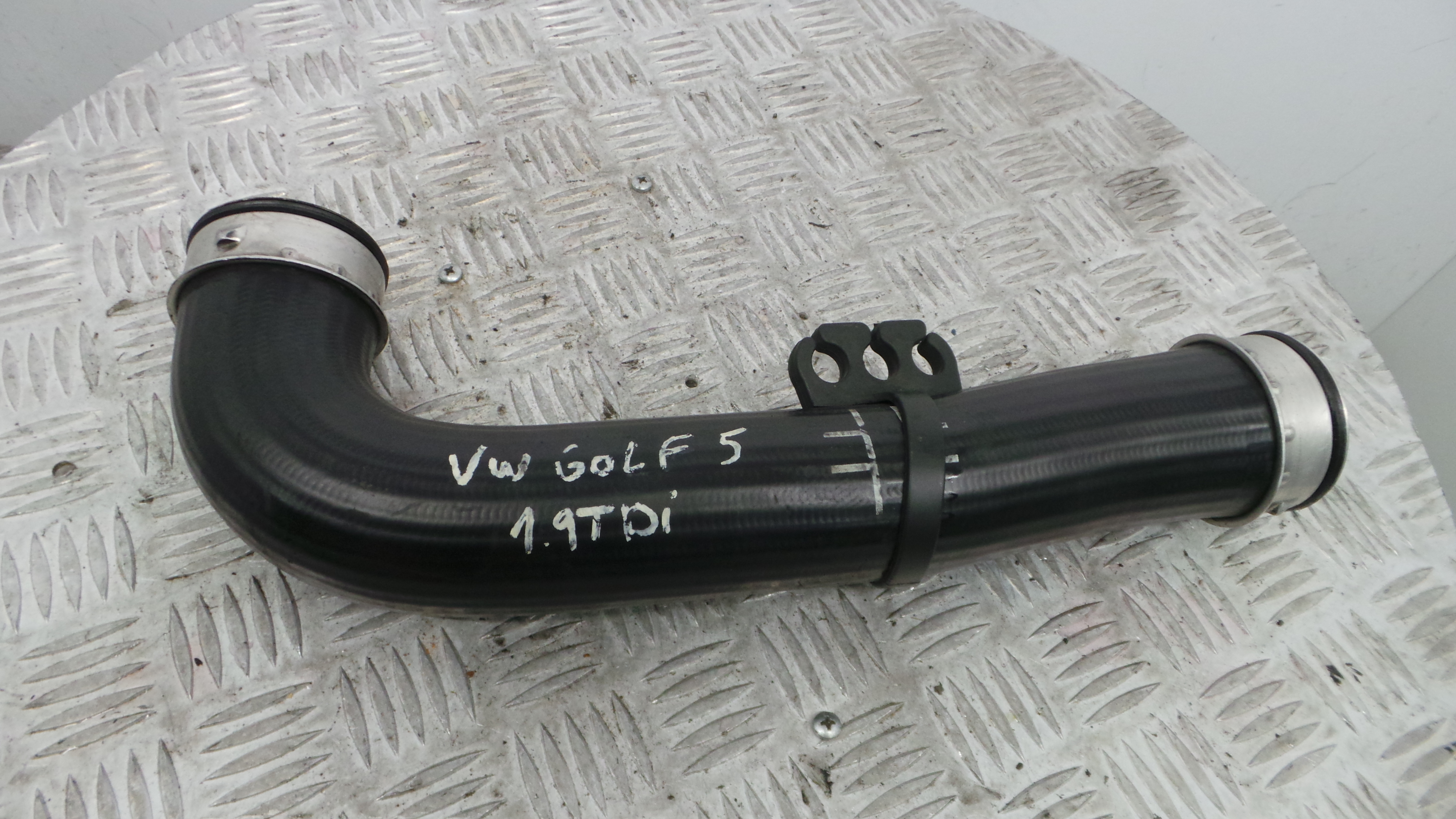 Tubo Intercooler 1K0145838C - VW GOLF V (1K1)-36210388 Tubo Intercooler 1K0145838C - VW GOLF V (1K1)-36210388