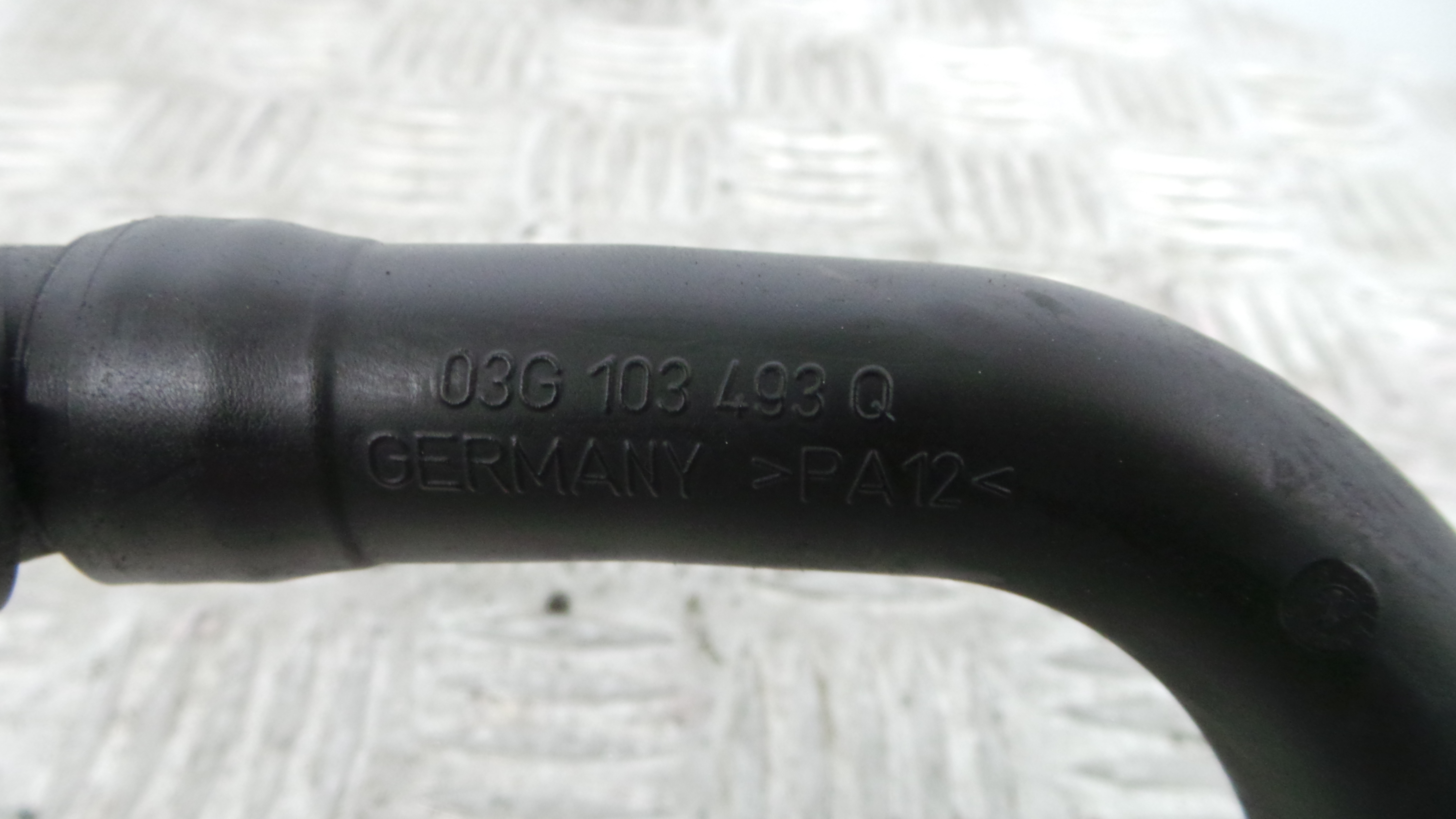 Tubo Intercooler 8E0129615J - AUDI A4 B7 (8EC)-36210411